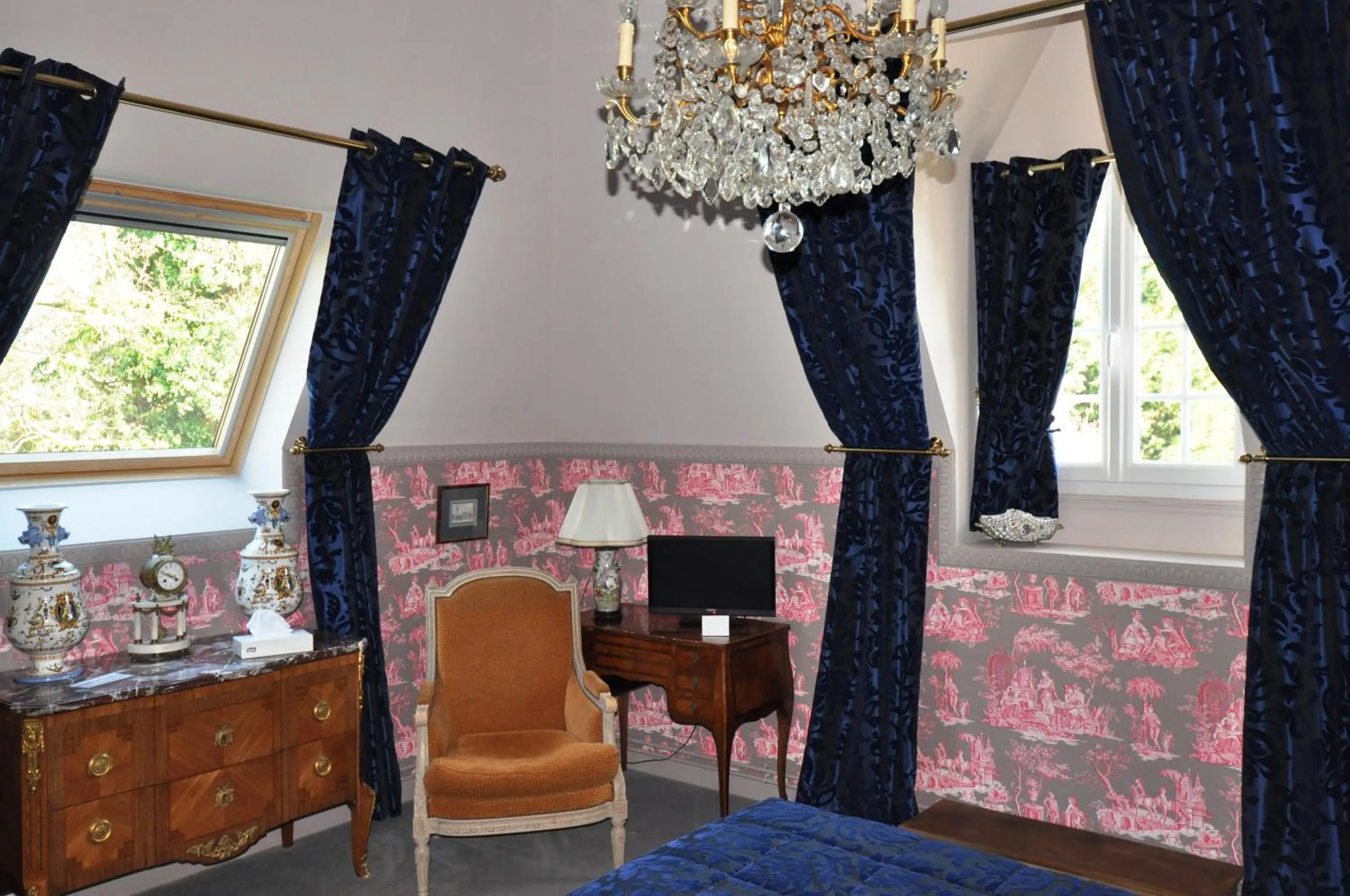 Decorative detail in Manoir des Lions de Tourgéville