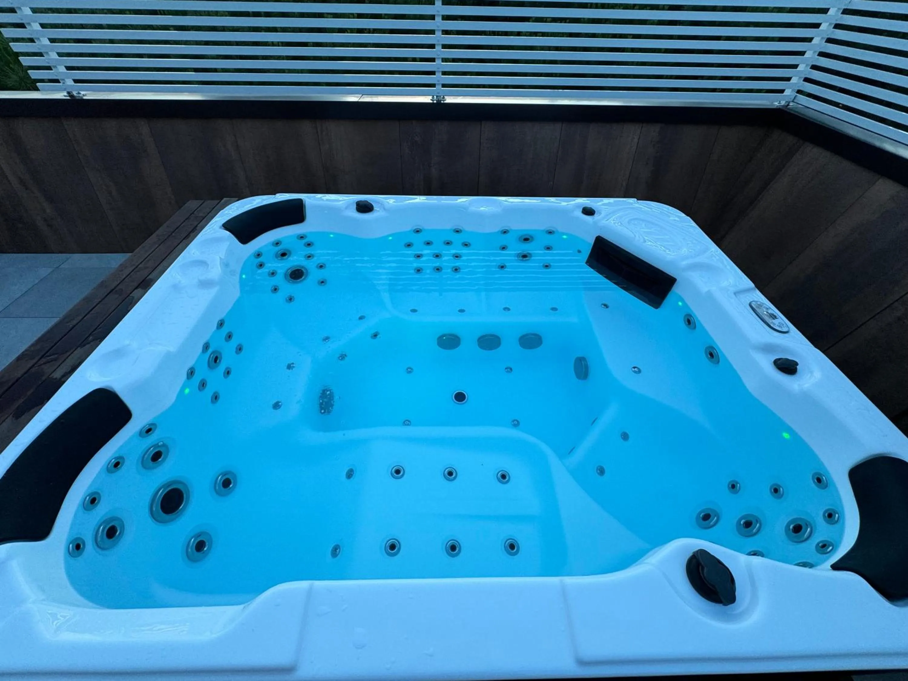 Hot Tub in Hotel Adria B&B - Colazione fino alle 12