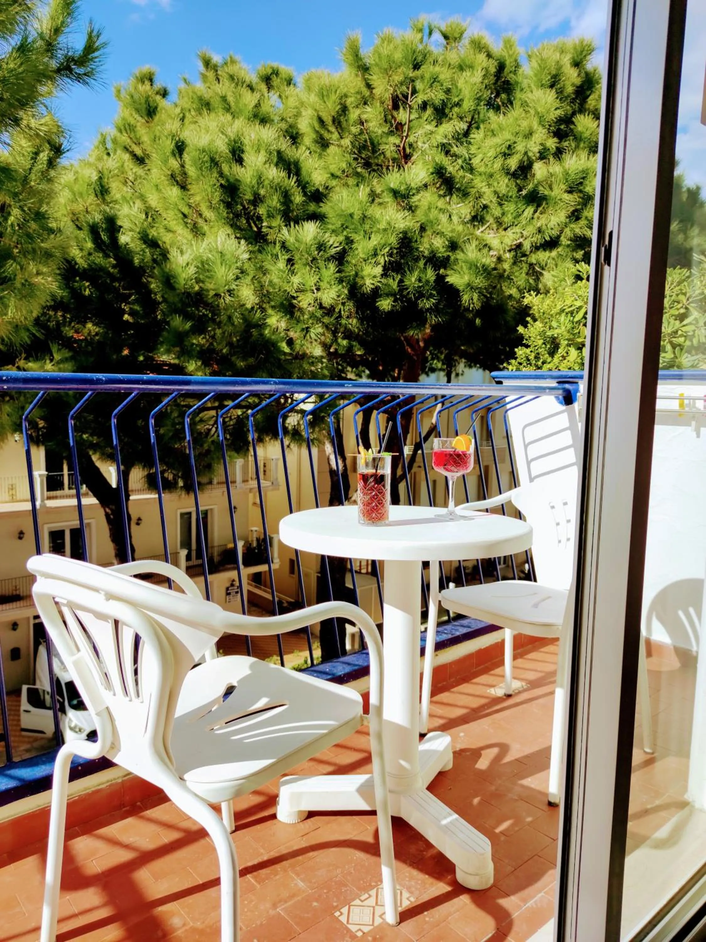Balcony/Terrace in Hotel Adria B&B - Colazione fino alle 12