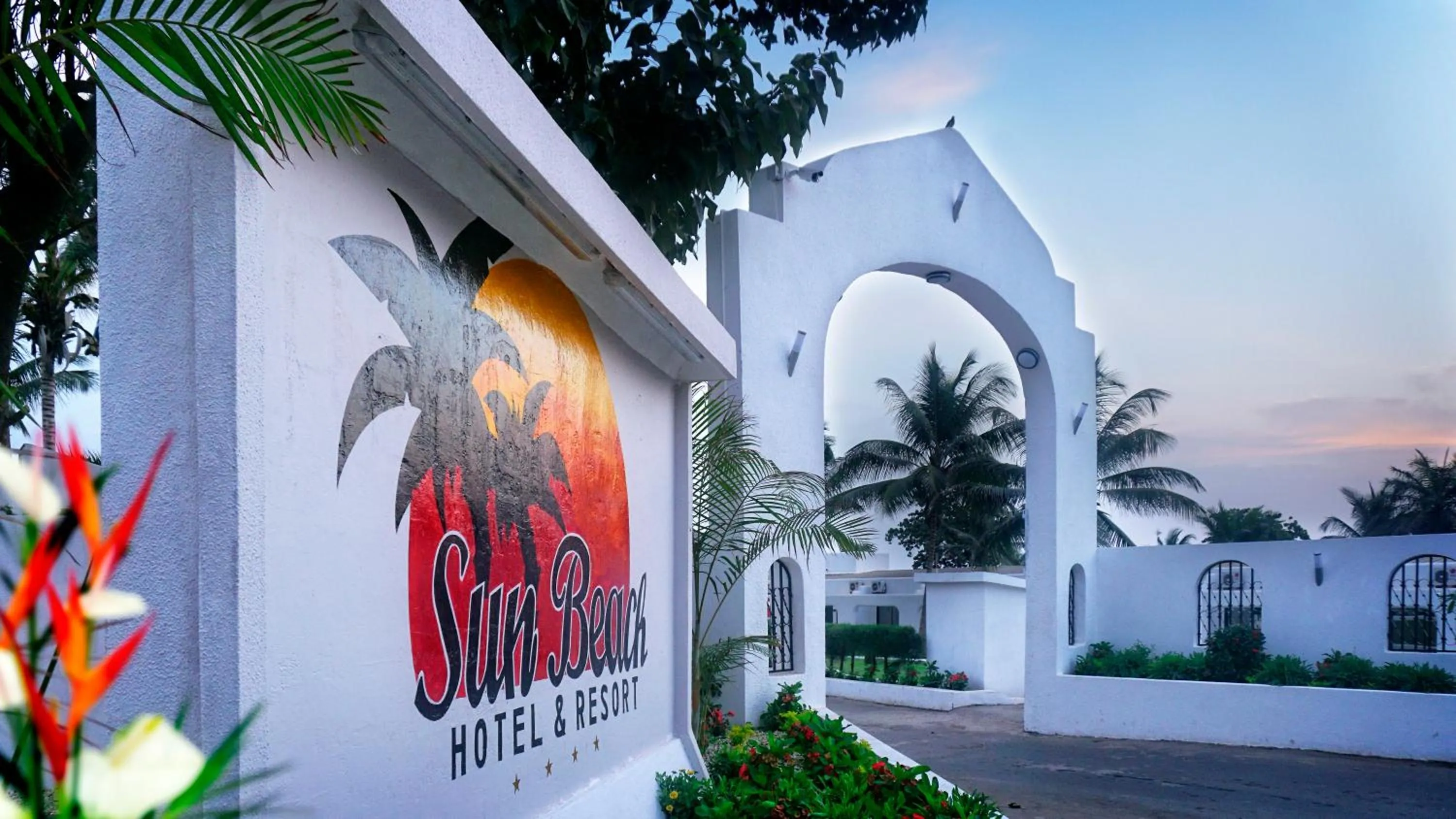 Sunbeach Hotel & Resort