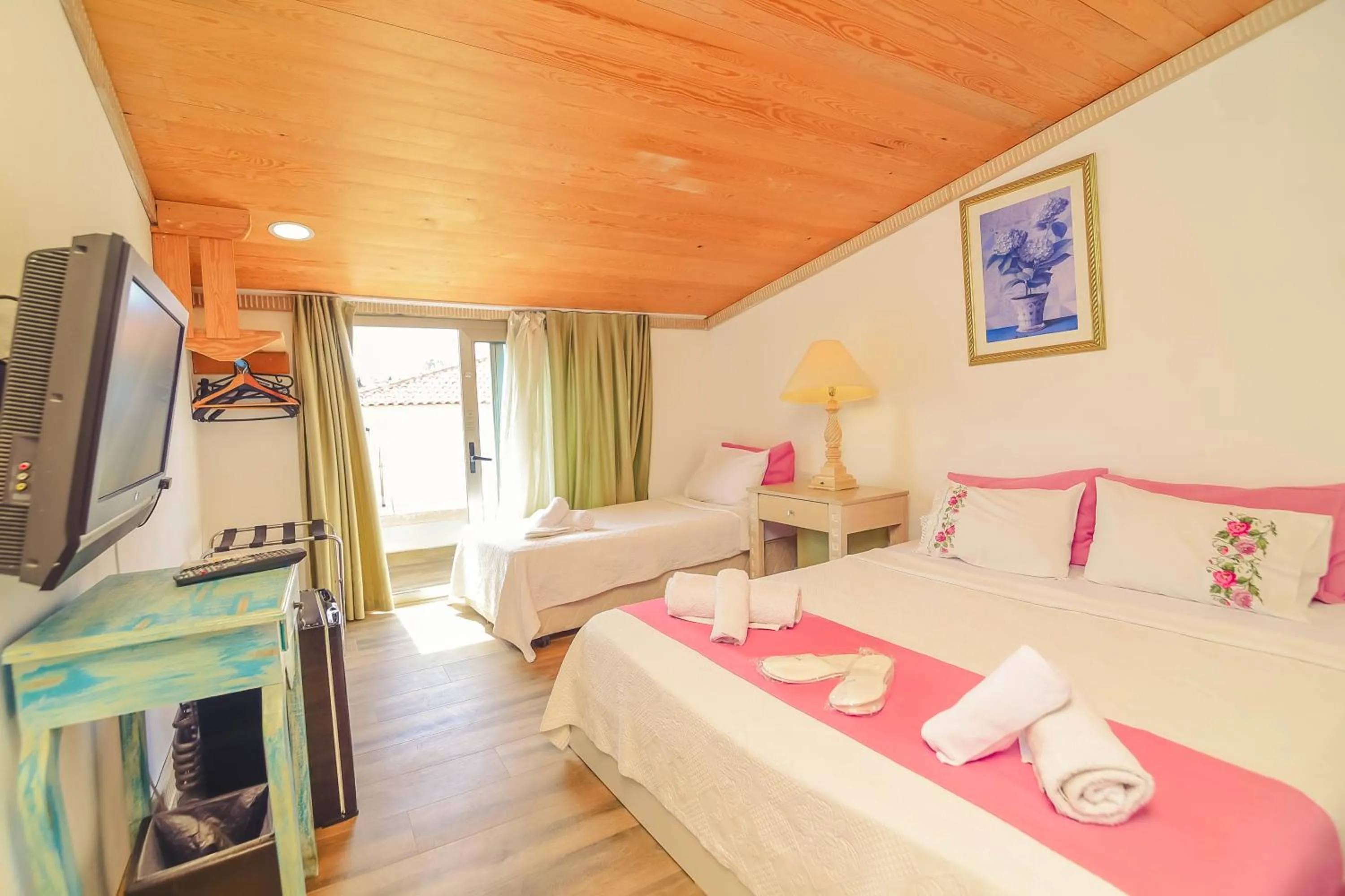 Photo of the whole room, Bed in Alacati Asmali Konak Hotel