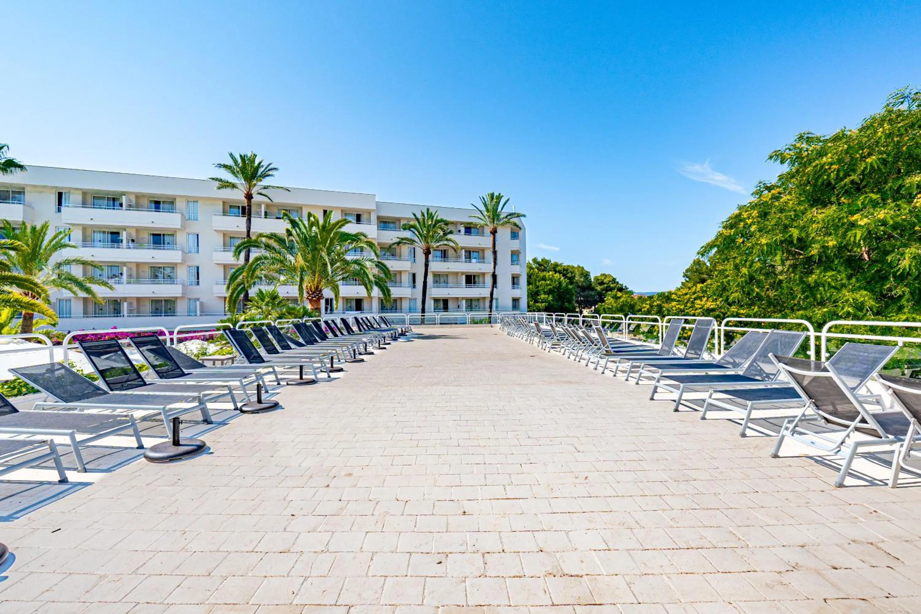 Solarium in Hotel Rosella affiliated by Intelier