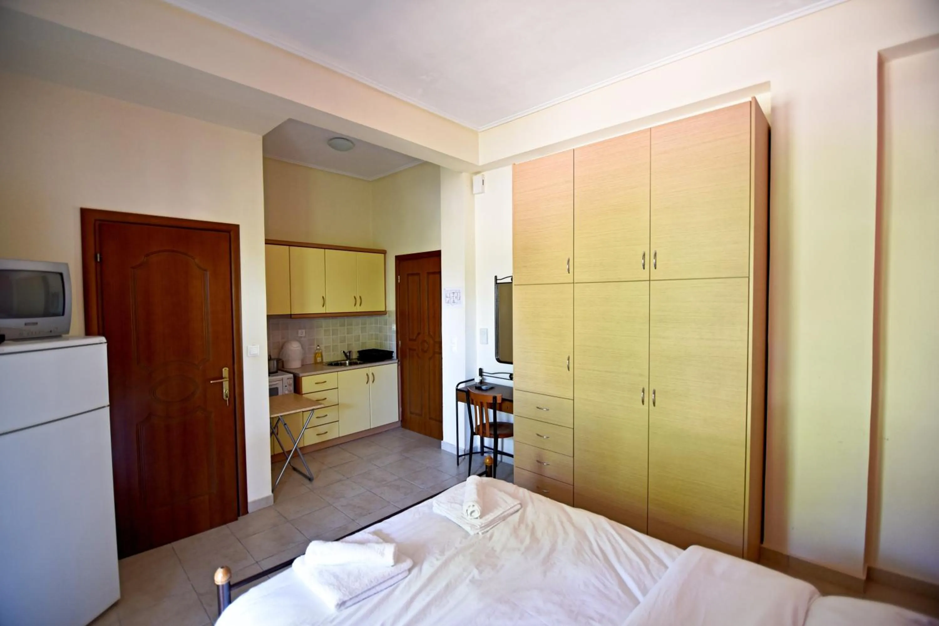 Bed in Tsertos Apartments