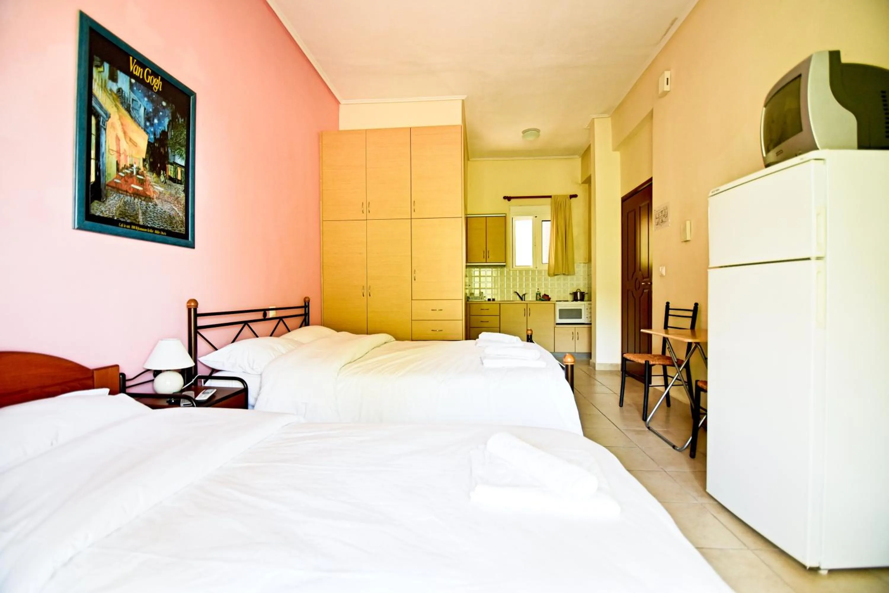 Photo of the whole room, Bed in Tsertos Apartments