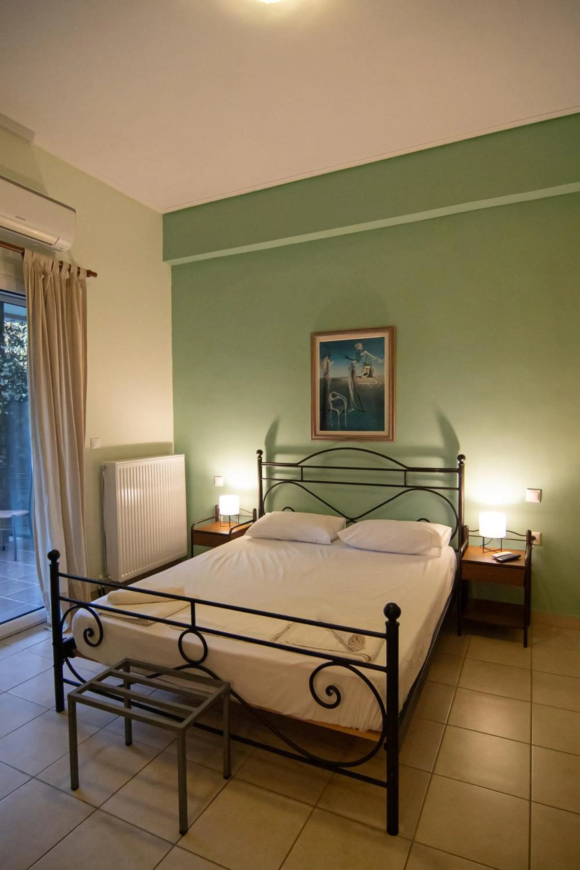 Bed in Tsertos Apartments