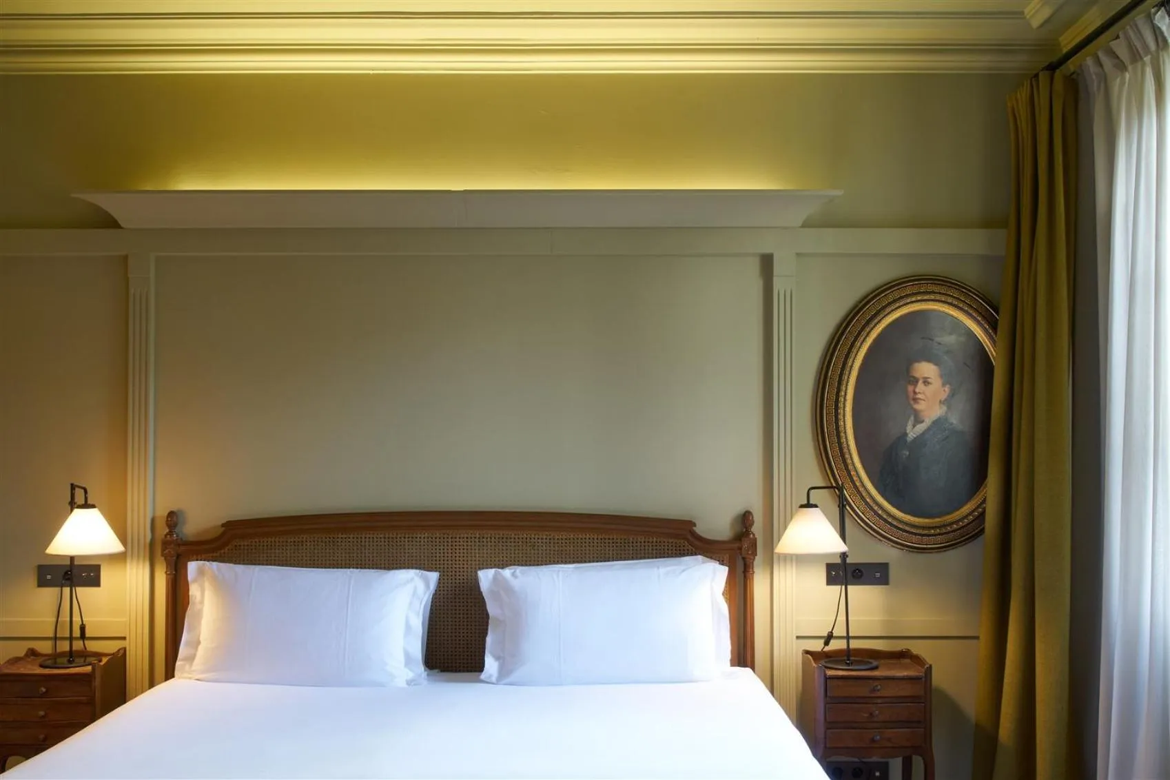 Bed in Les Sources de Cheverny