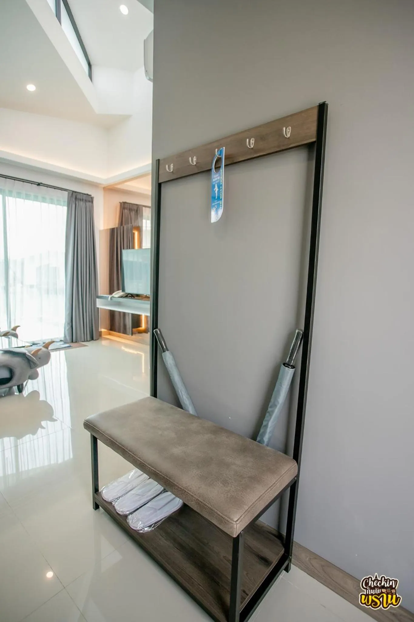 Boat House Boutique Riverside