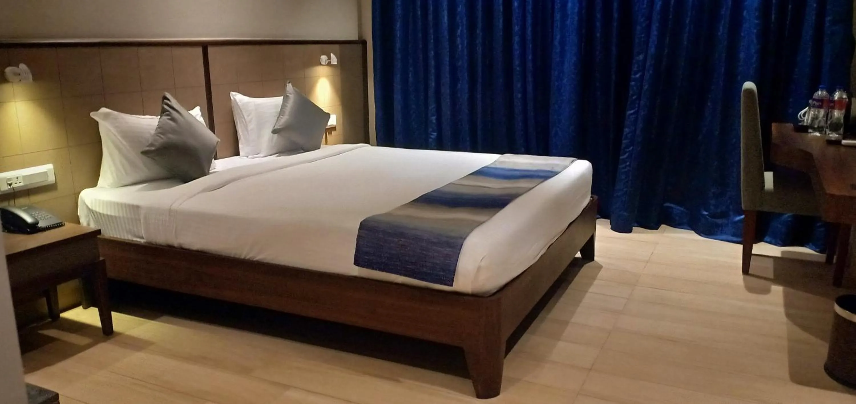 Bedroom, Bed in Cosmique Clarks Inn Suites Goa