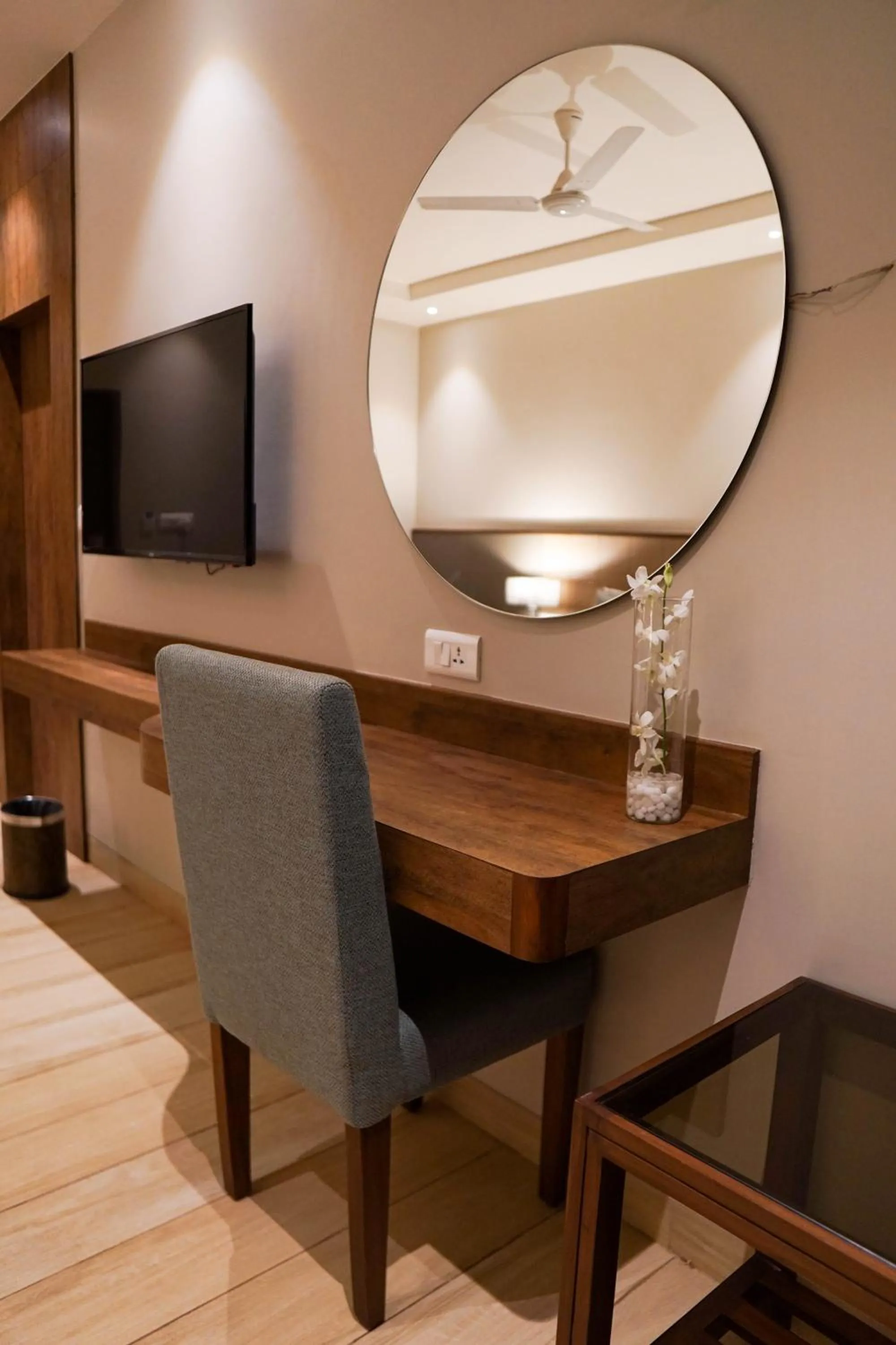 Decorative detail in Cosmique Clarks Inn Suites Goa