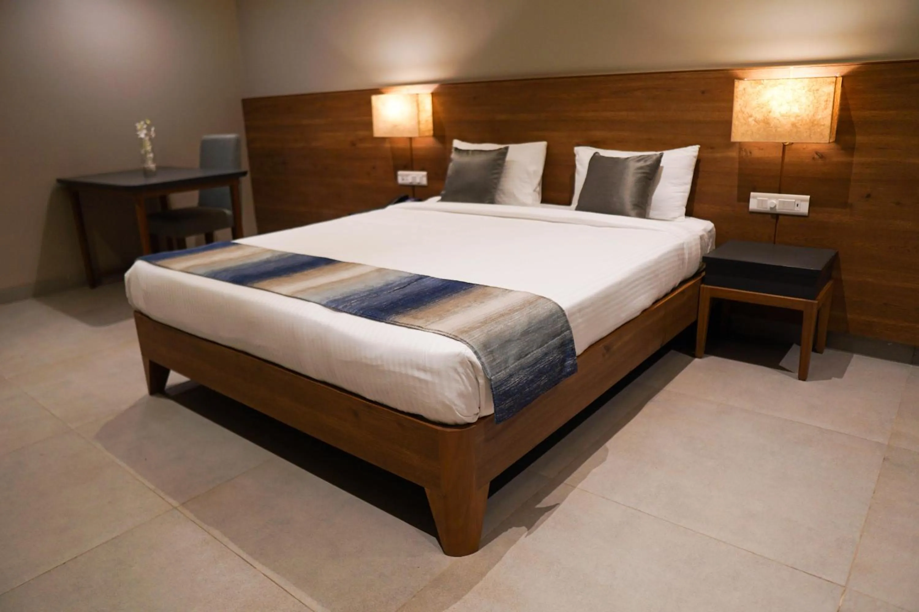 Photo of the whole room, Bed in Cosmique Clarks Inn Suites Goa