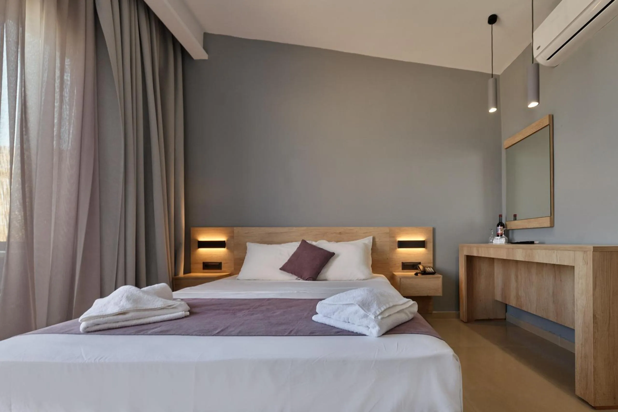 Bed in Galini Palace