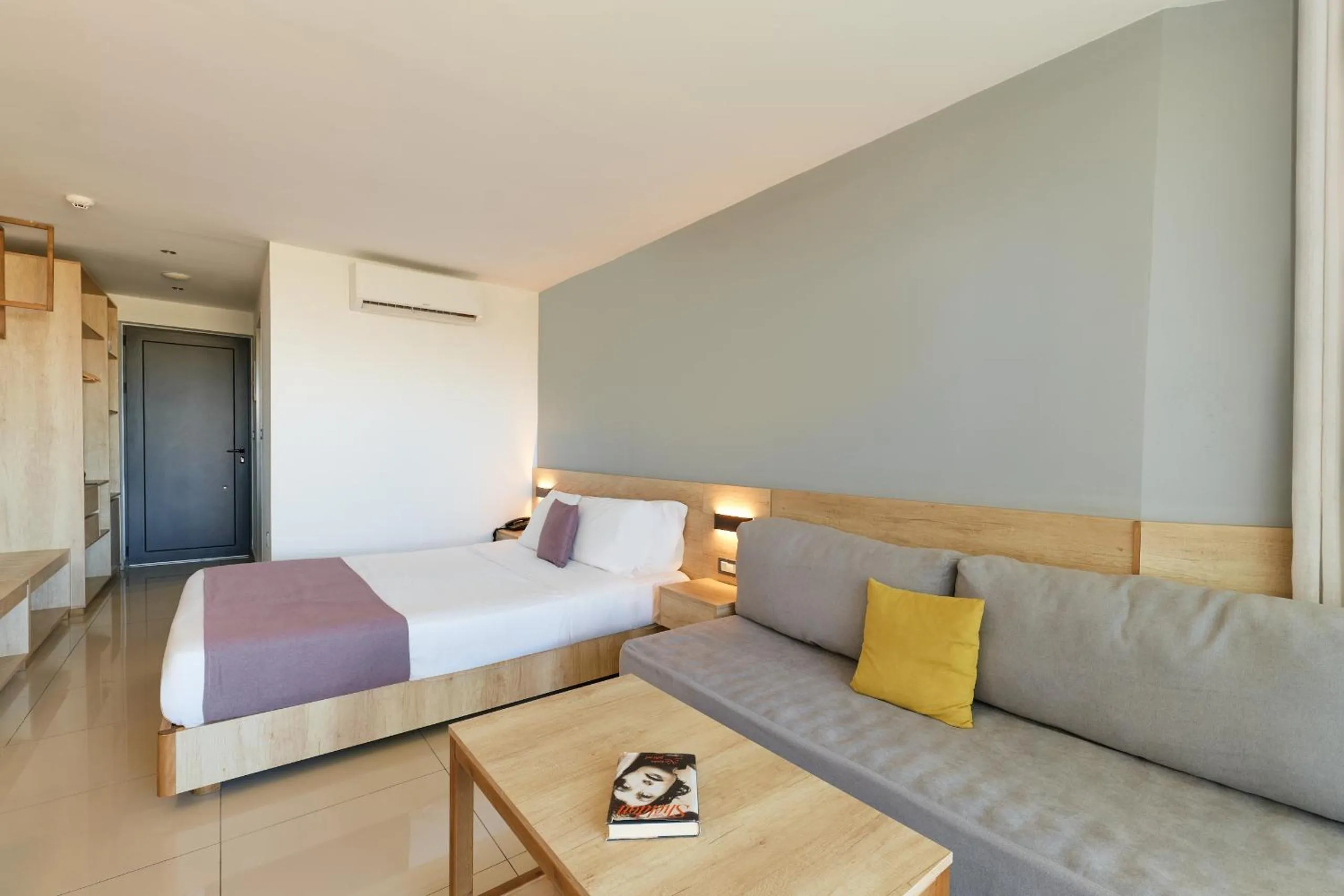 Bed in Galini Palace