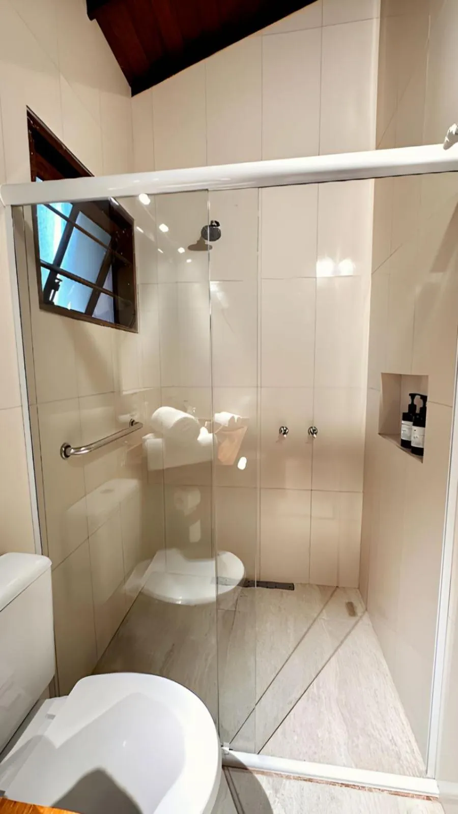 Shower in Hotel Pousada Villa Zena - Frente ao Mar - Pé na areia