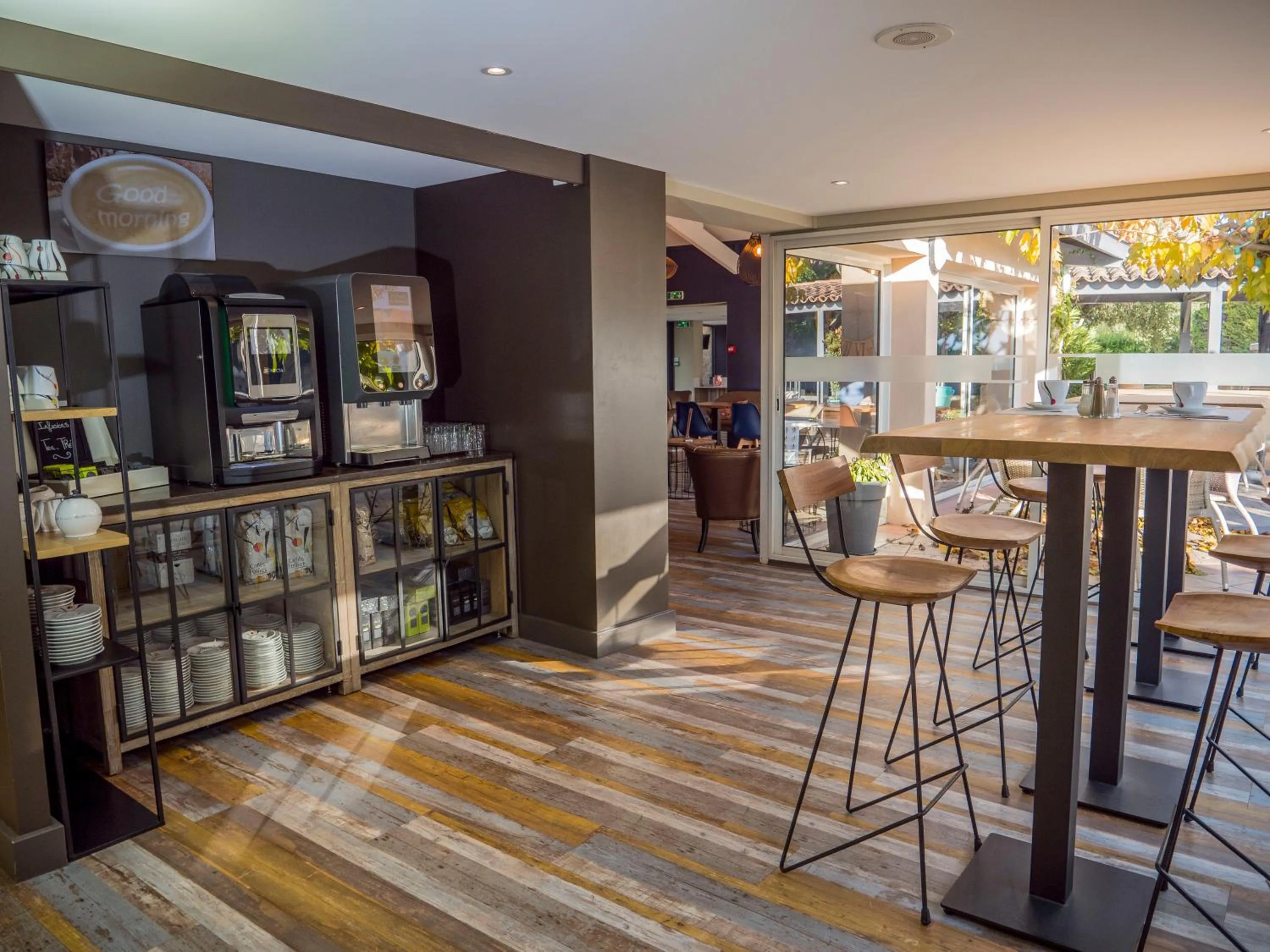 Buffet breakfast in Logis Hotel Restaurant Uzès Pont du Gard