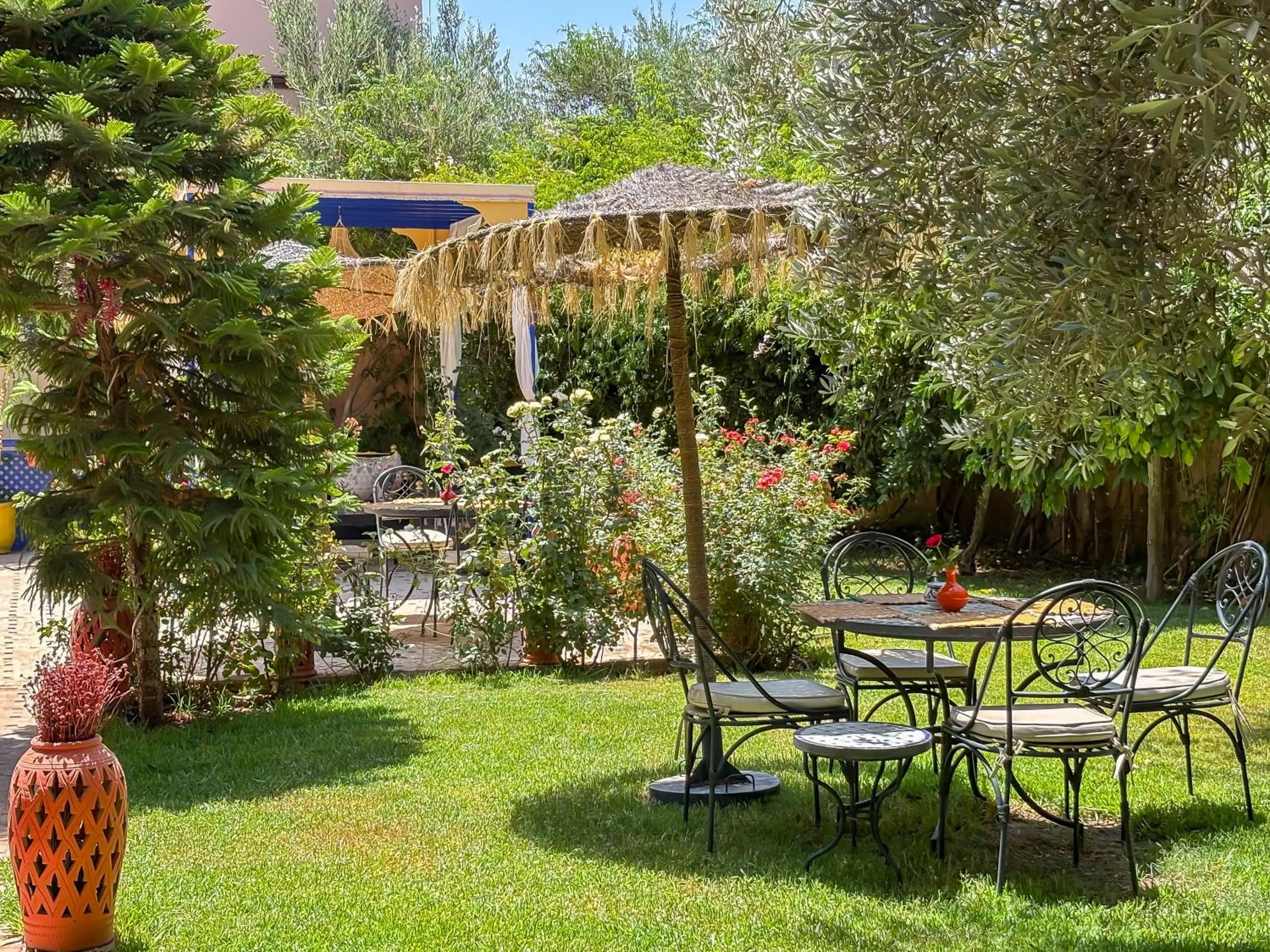 Patio in Le Bleu House