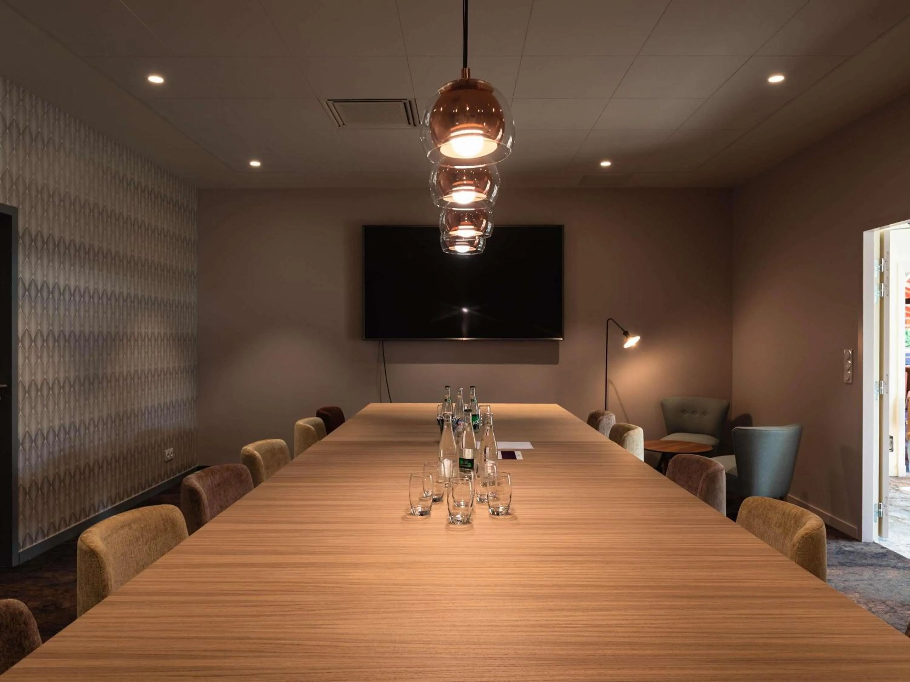 Meeting/conference room in ibis Styles Aix les Bains Domaine de Marlioz