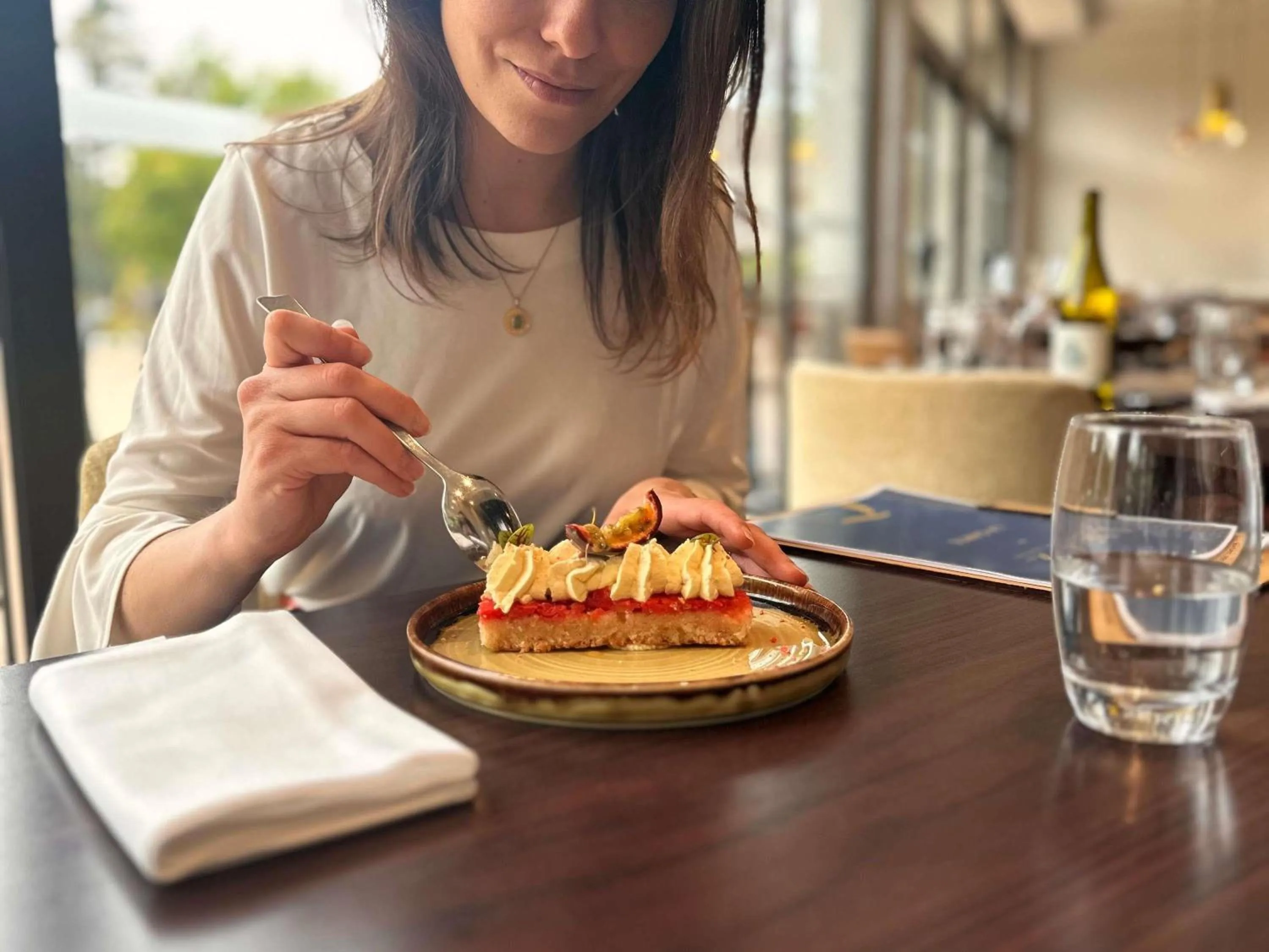 Restaurant/places to eat in ibis Styles Aix les Bains Domaine de Marlioz