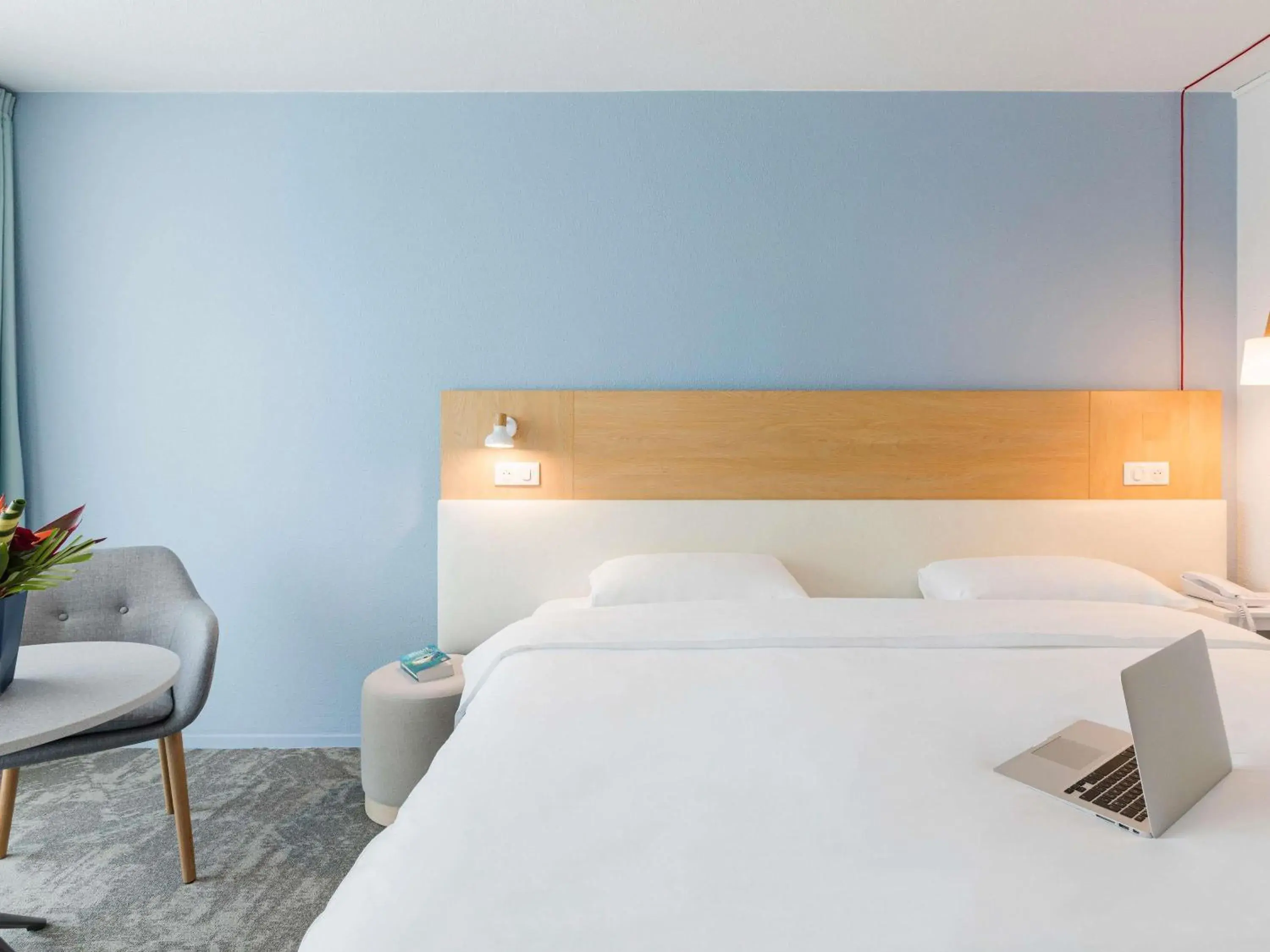 Reduced-mobility Room with One Double Bed in ibis Styles Aix les Bains Domaine de Marlioz Reduced-mobility Room with One Double Bed in ibis Styles Aix les Bains Domaine de Marlioz