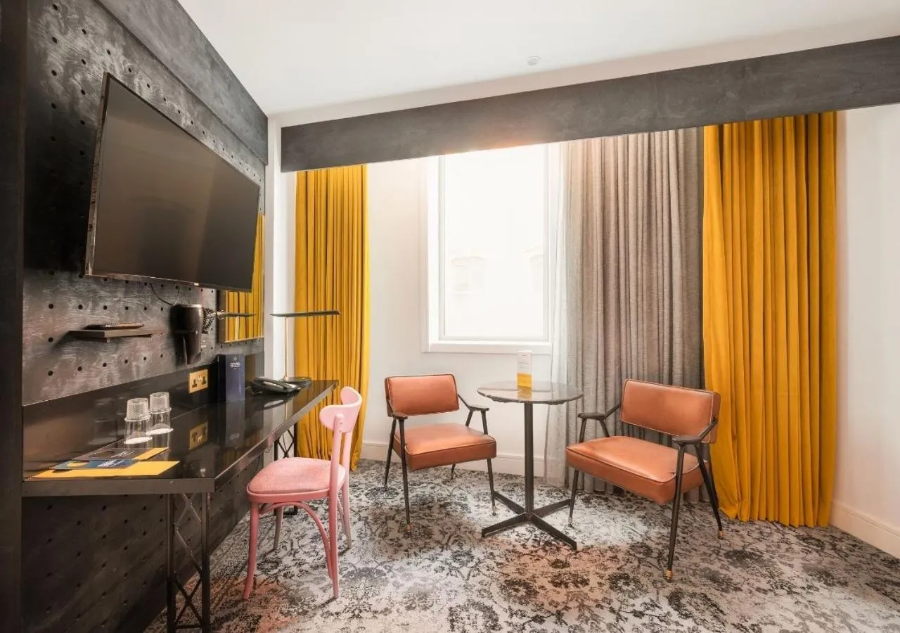 Bed in voco Manchester - City Centre by IHG