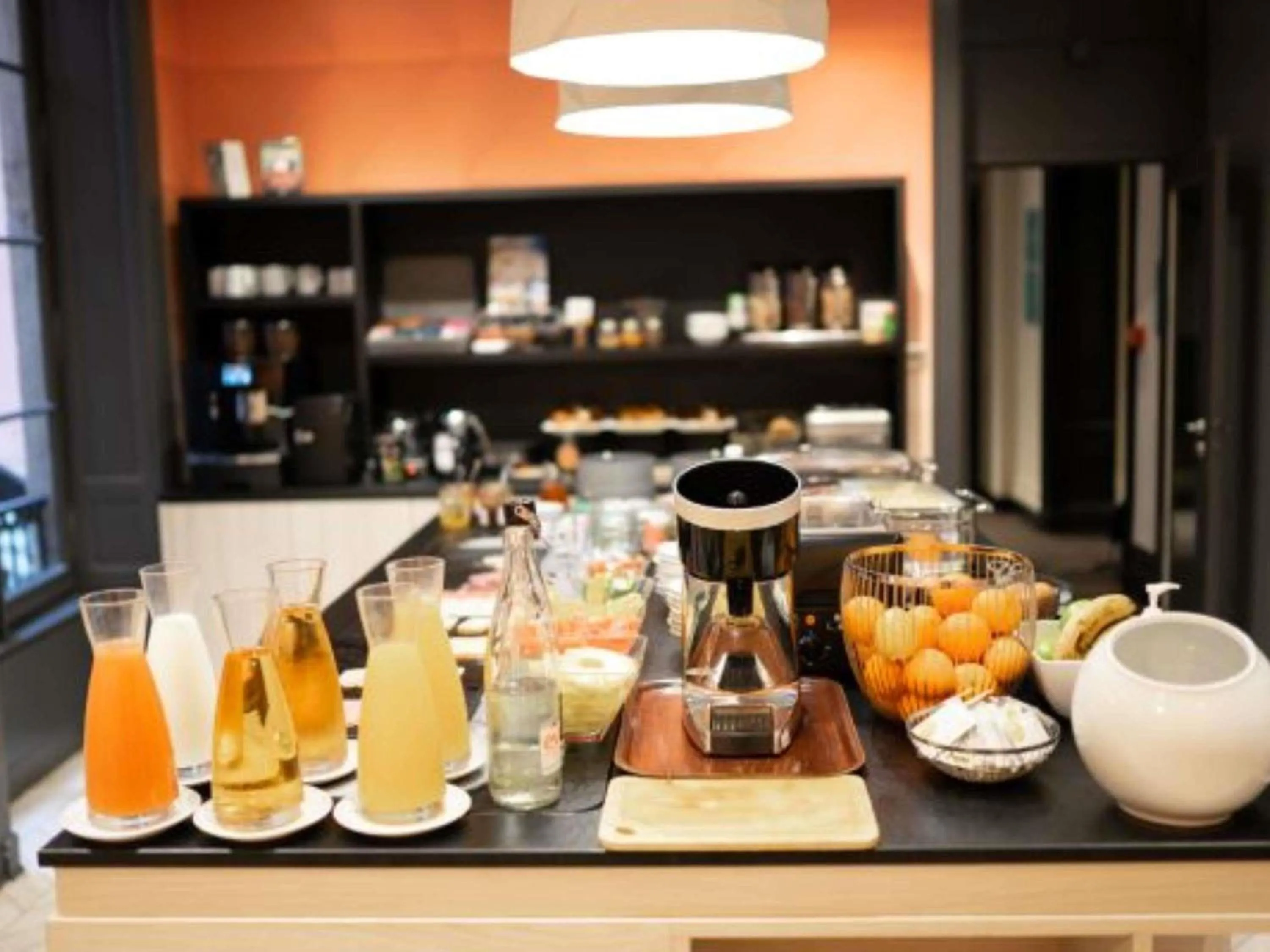 Breakfast in Mercure Lyon Centre Beaux-Arts