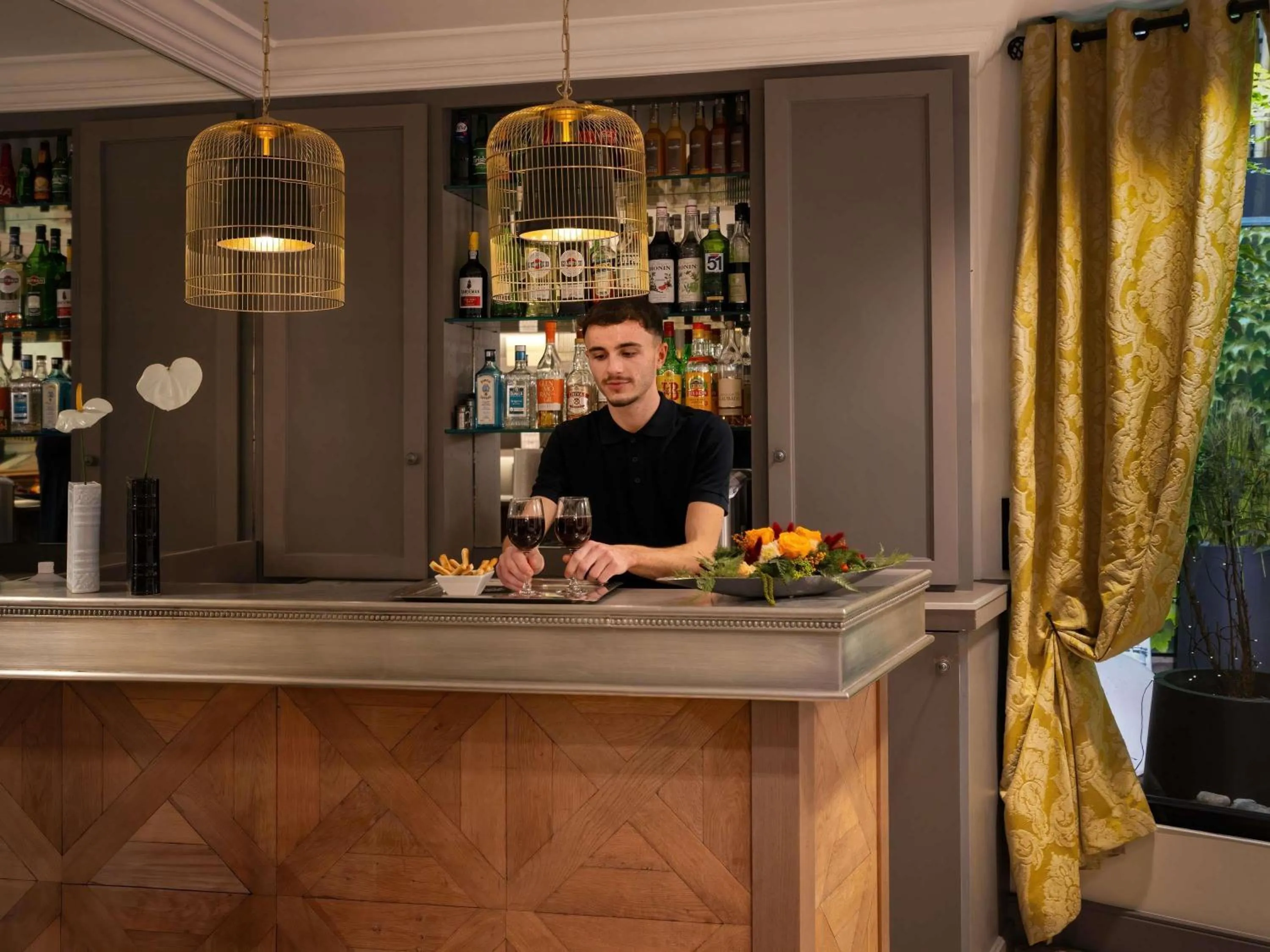 Lounge or bar in Le Stendhal Place Vendôme Hotel Paris - MGallery Collection