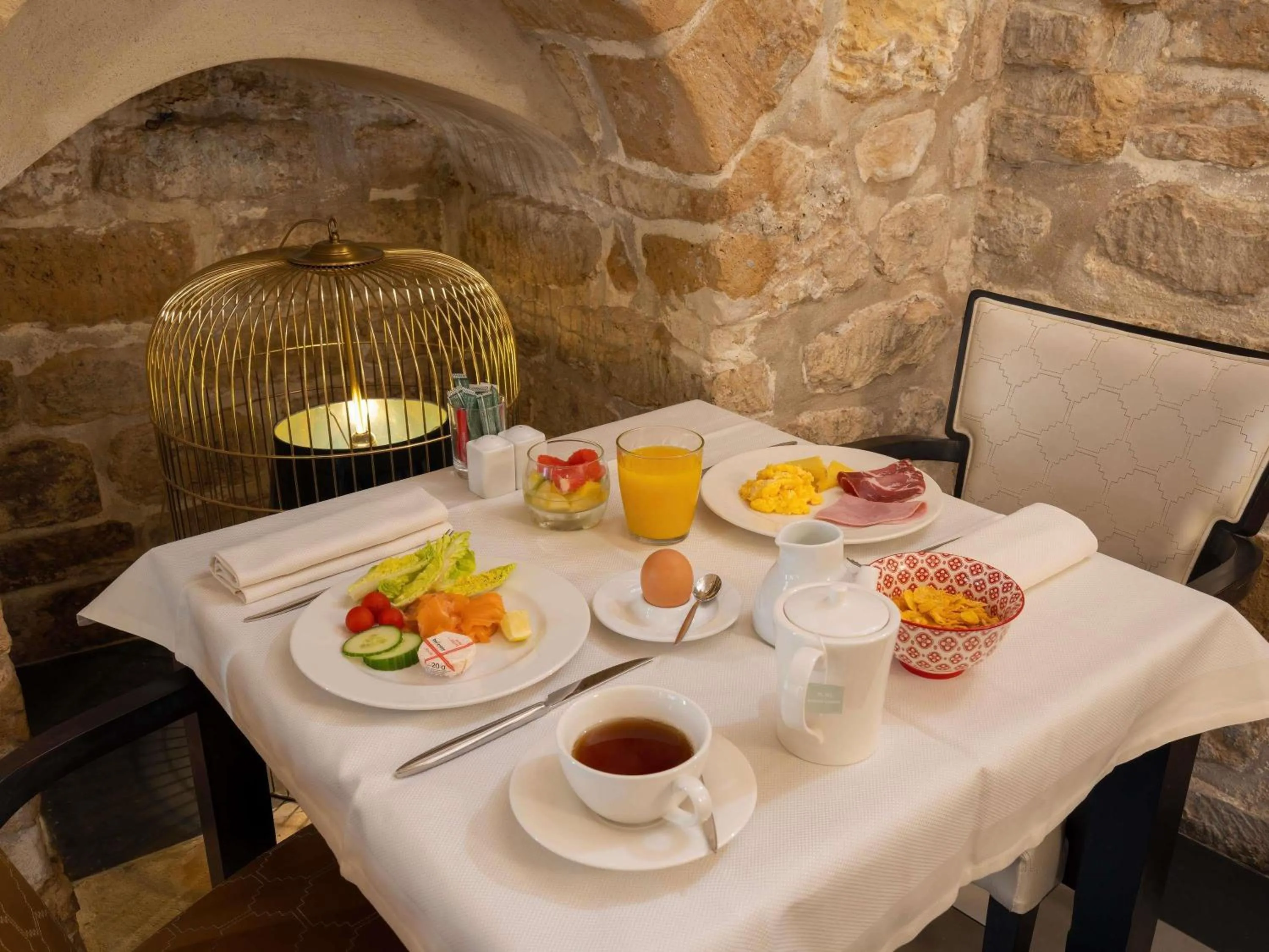 Property building in Le Stendhal Place Vendôme Hotel Paris - MGallery Collection