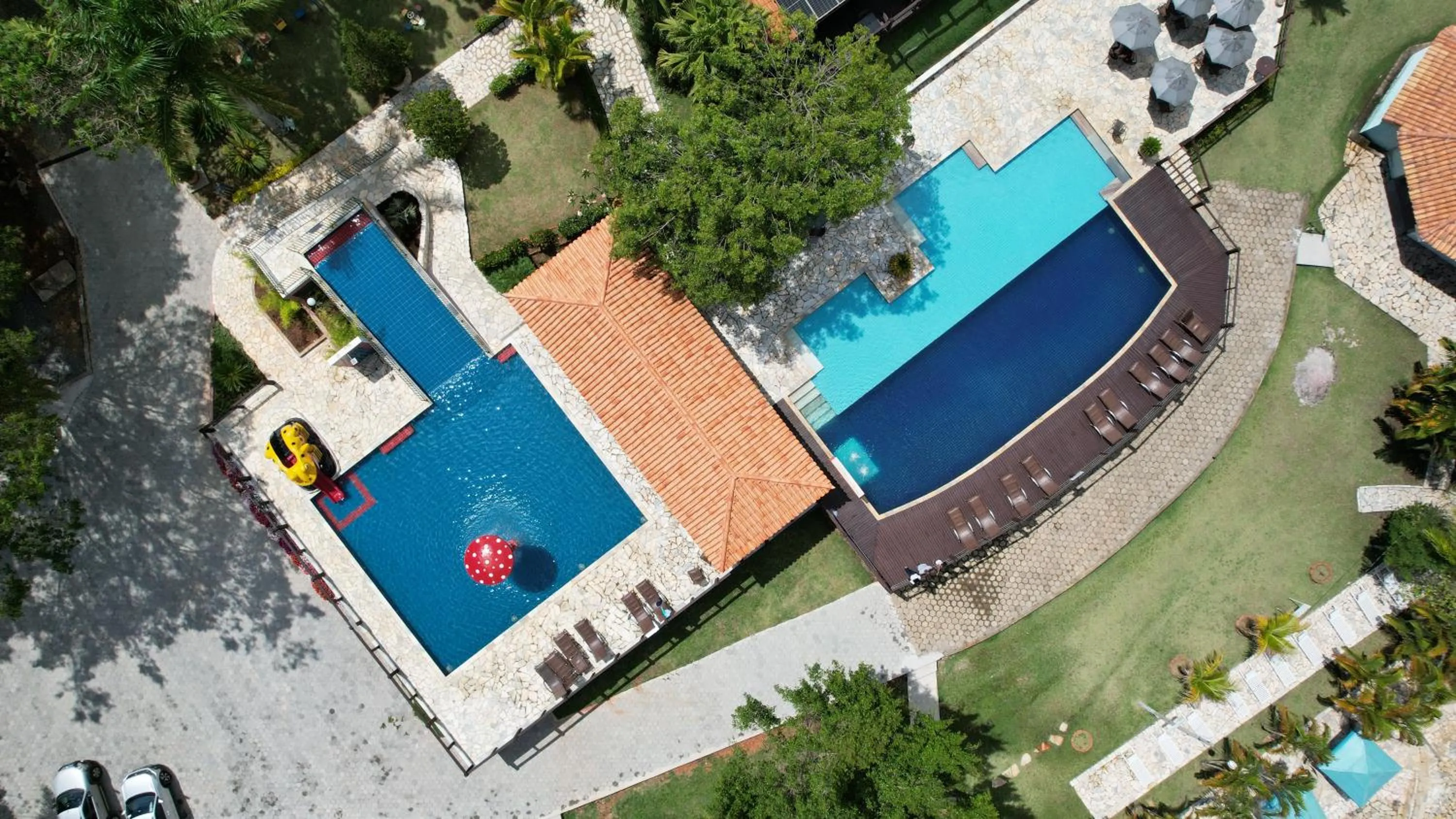 Swimming pool in Pousada do Rio Turvo