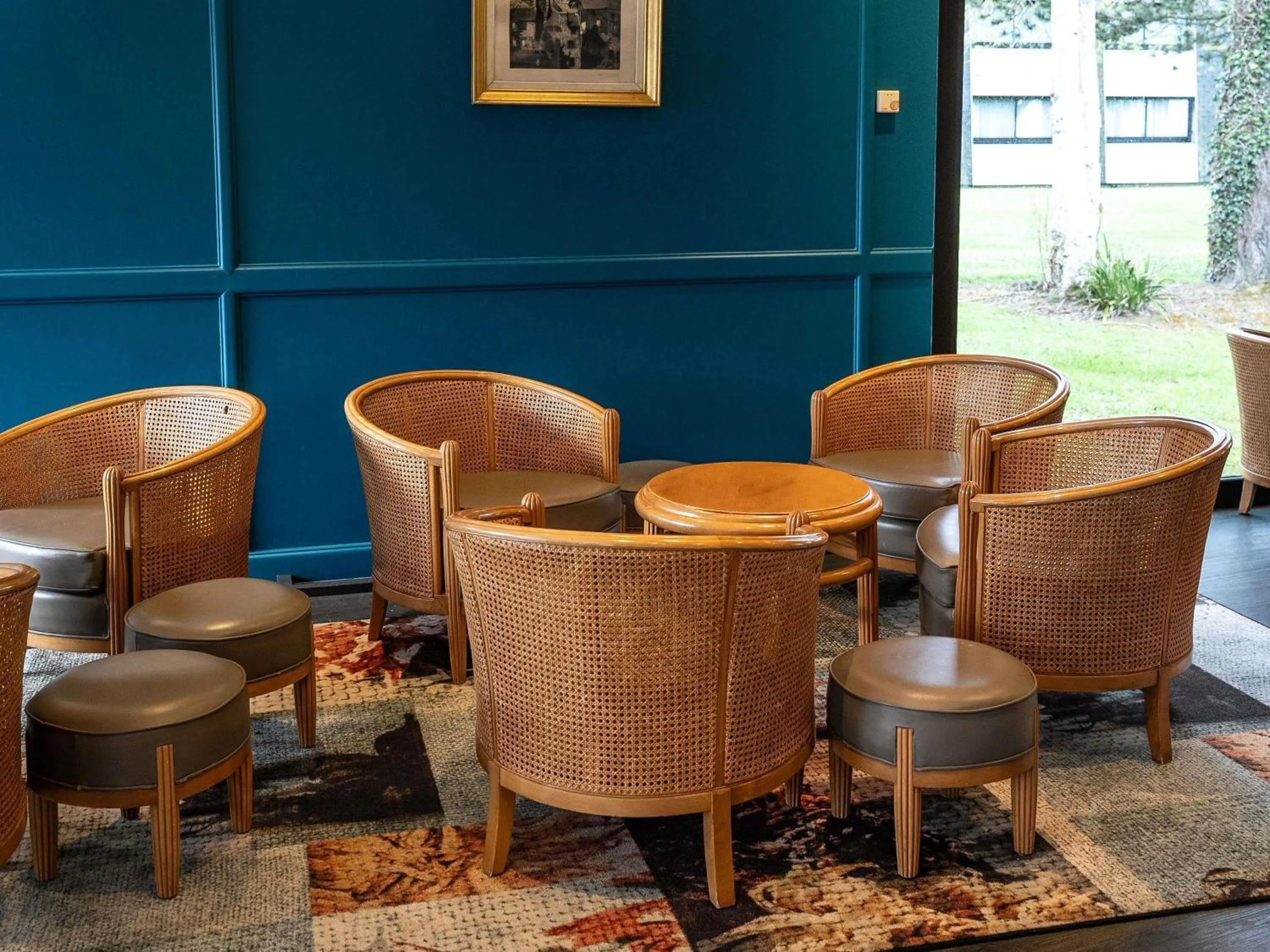 Lounge or bar in Mercure Mont Saint Michel