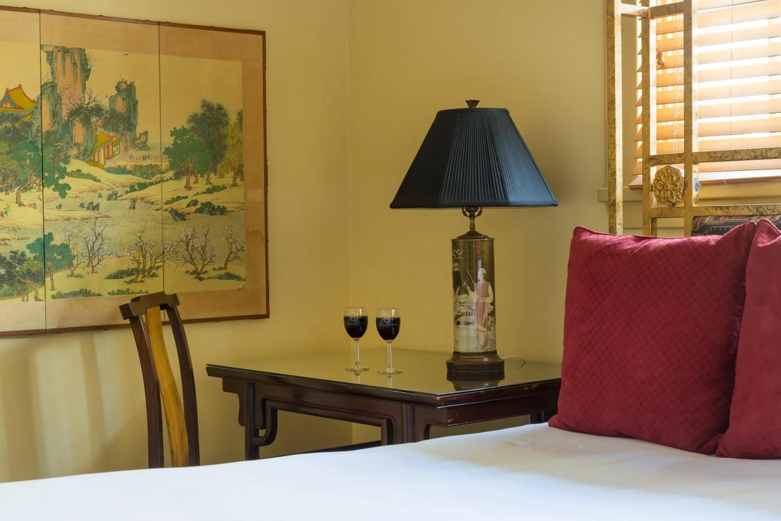 Decorative detail, Bed in 1906 Lodge