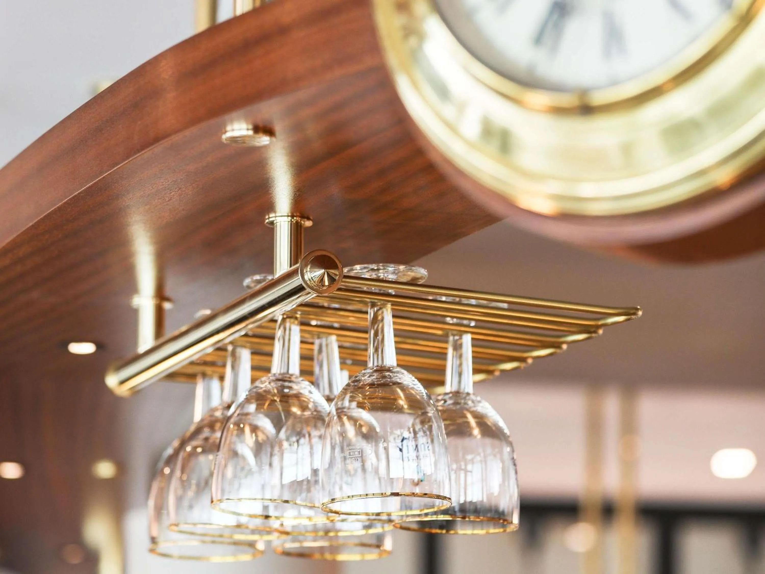 Lounge or bar in Côte Ouest Thalasso & Spa Les Sables d'Olonne - MGallery Collection