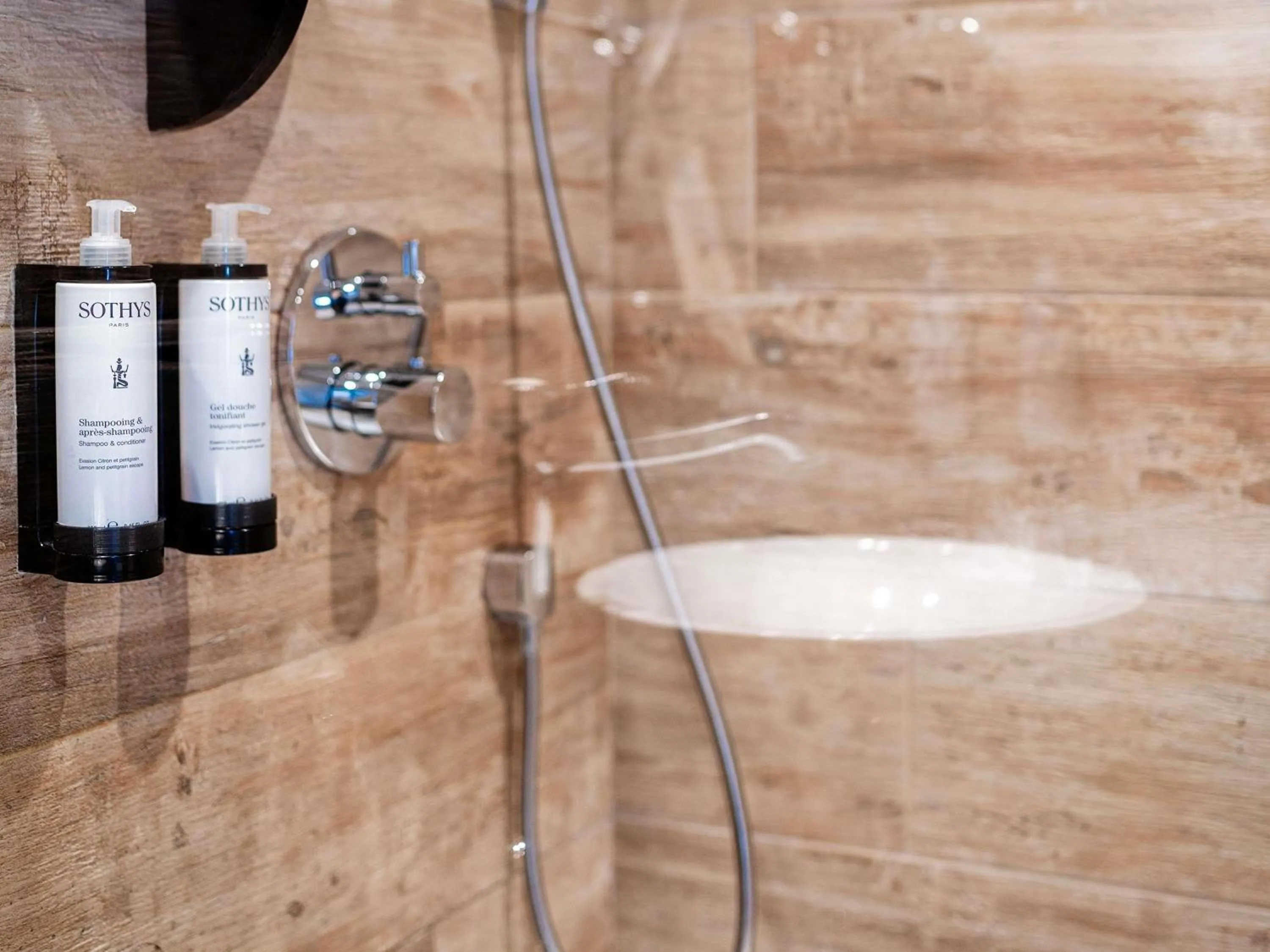 Bedroom in Côte Ouest Thalasso & Spa Les Sables d'Olonne - MGallery Collection