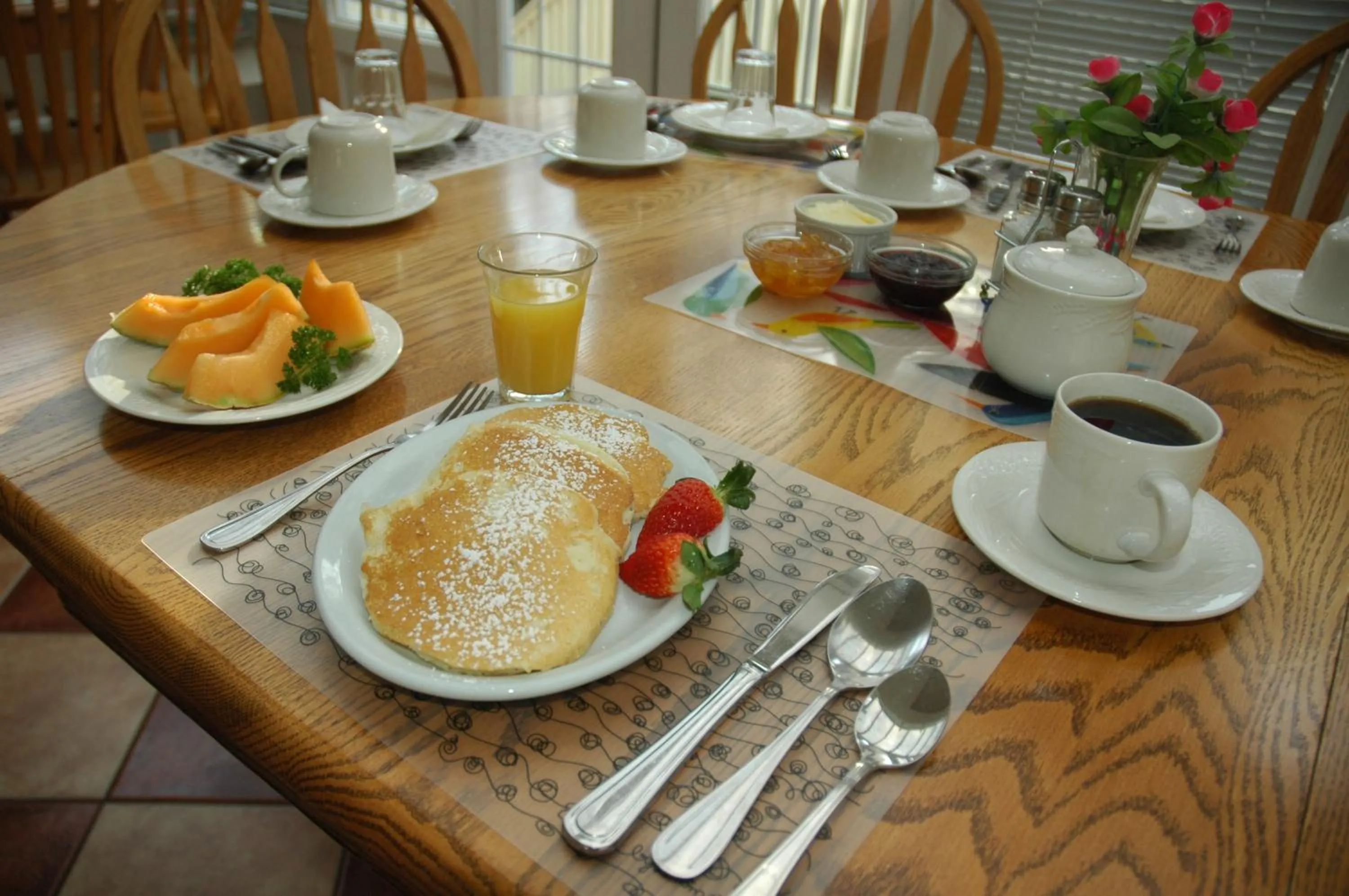 Breakfast in Cambie Lodge