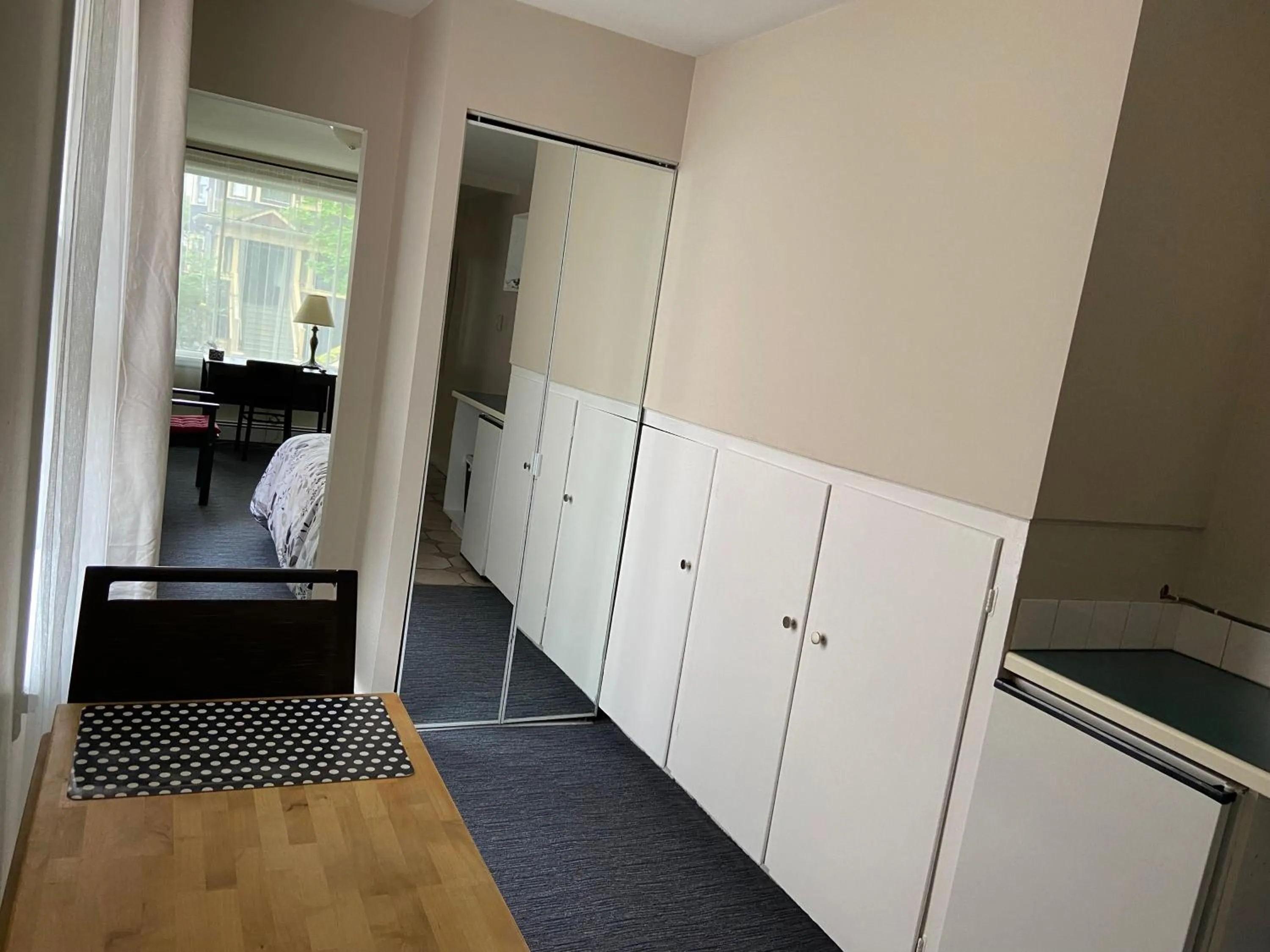 Kitchen or kitchenette in Douglas Guest House