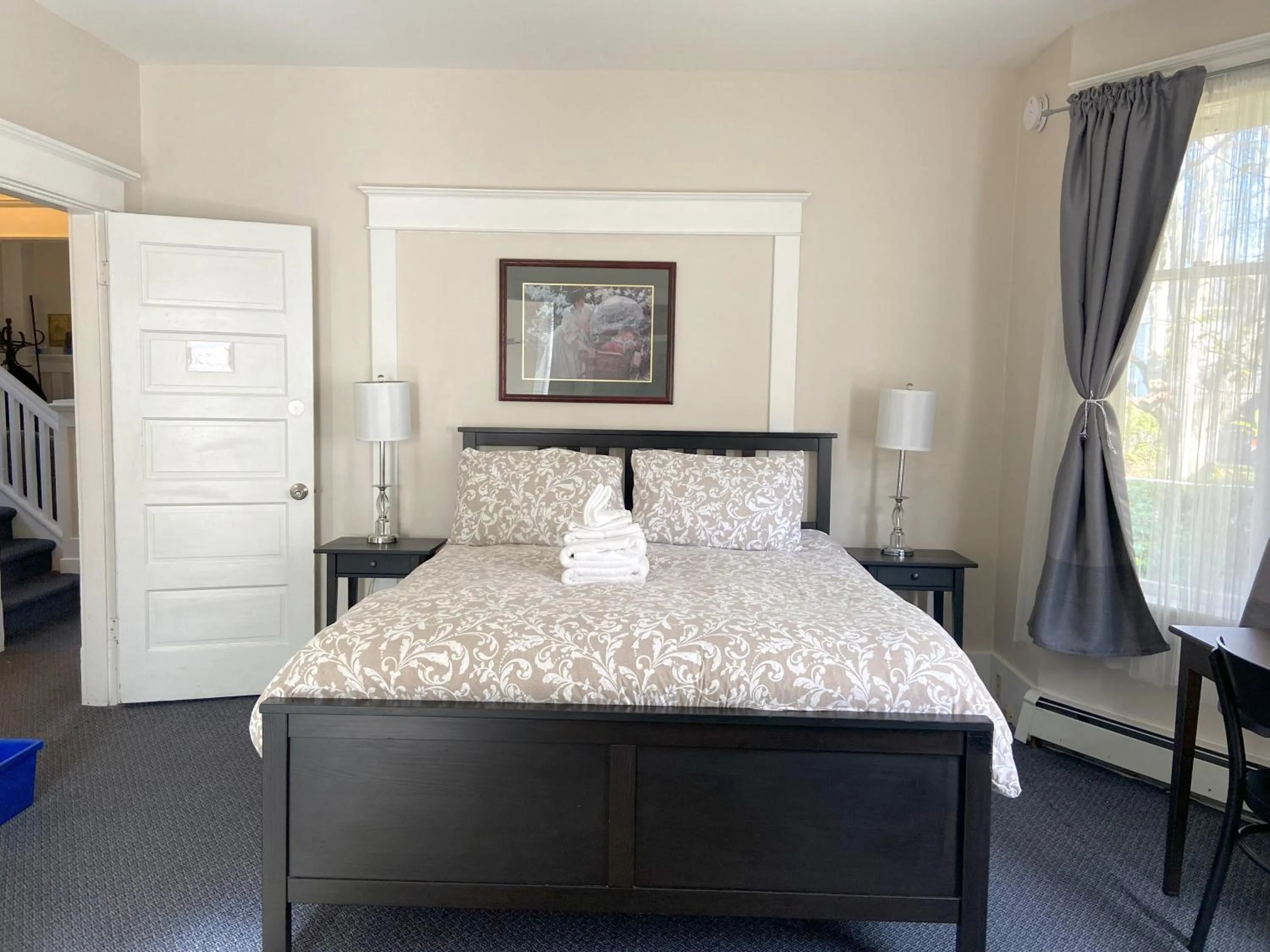 Bedroom, Bed in Douglas Guest House