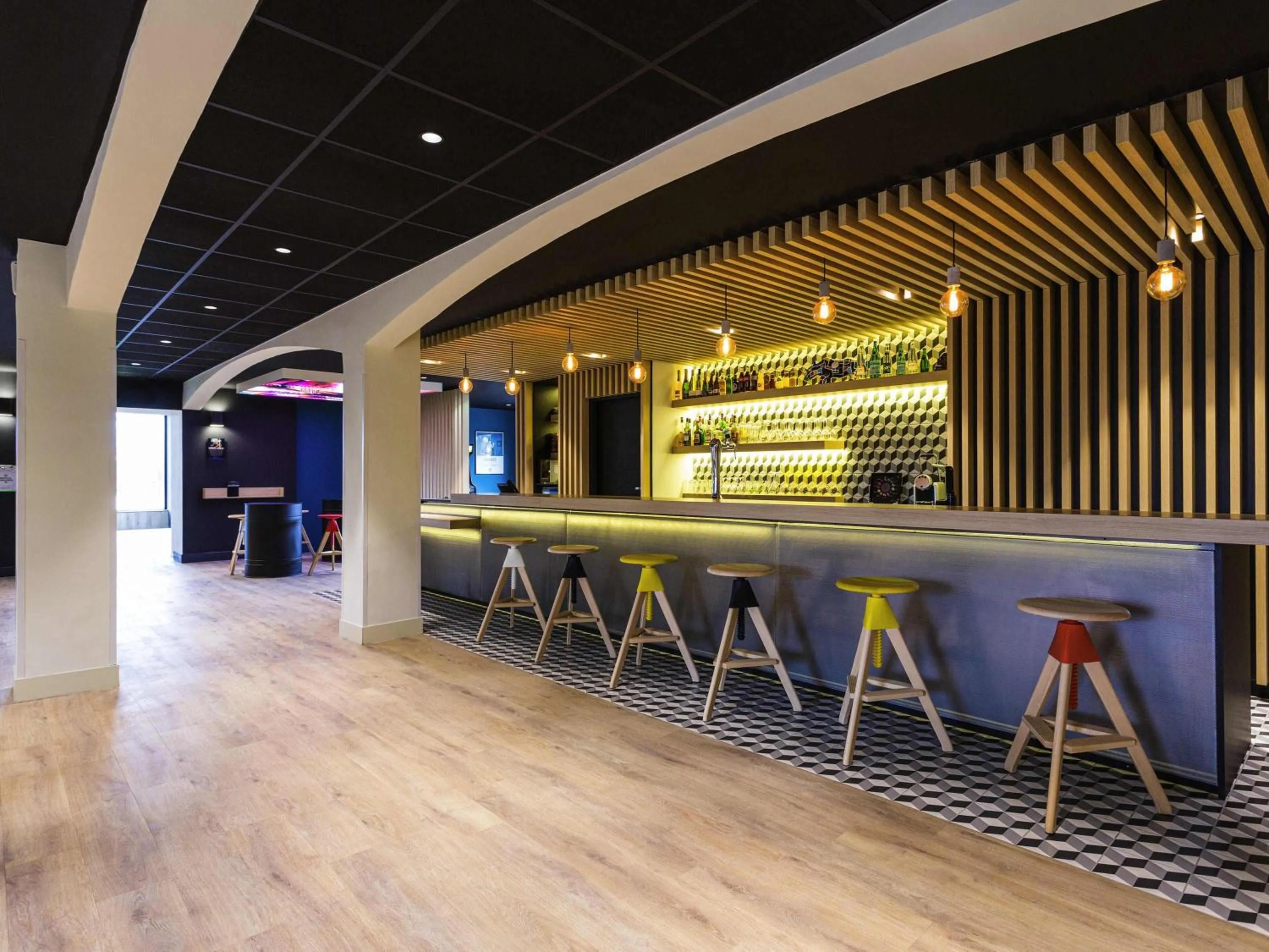 Lounge or bar in ibis Styles Bordeaux Sud