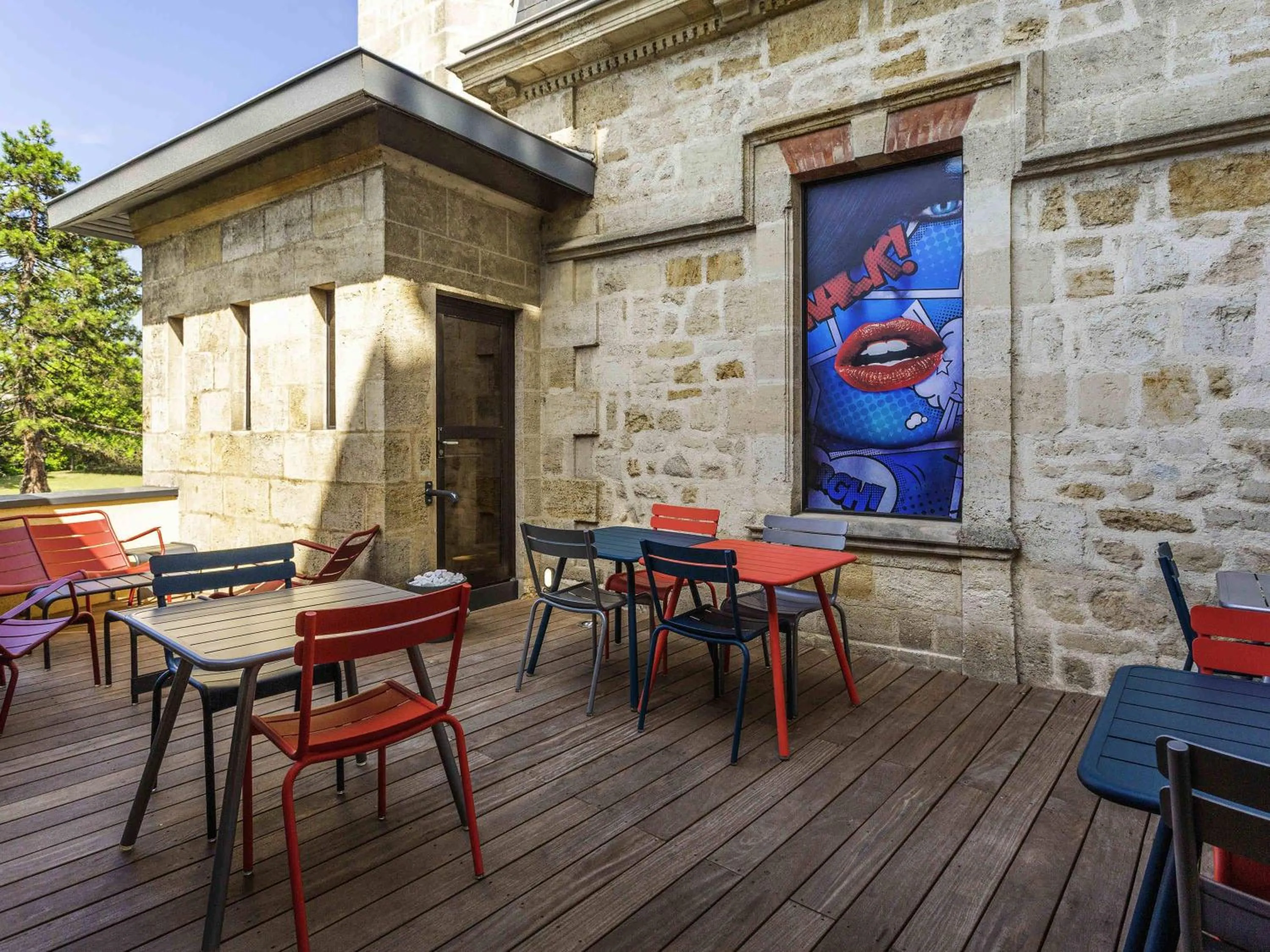 Restaurant/places to eat in ibis Styles Bordeaux Sud