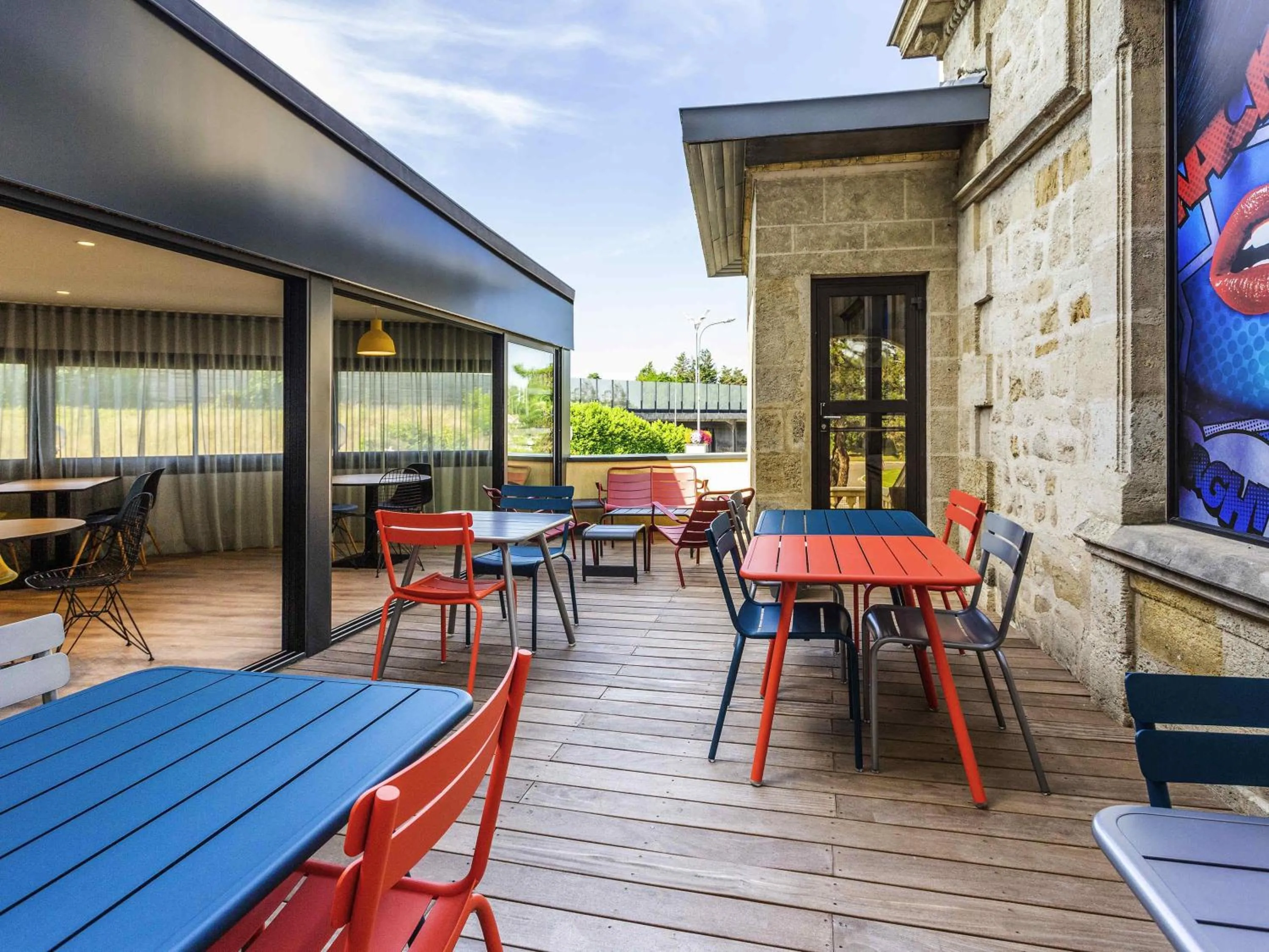 Restaurant/places to eat in ibis Styles Bordeaux Sud