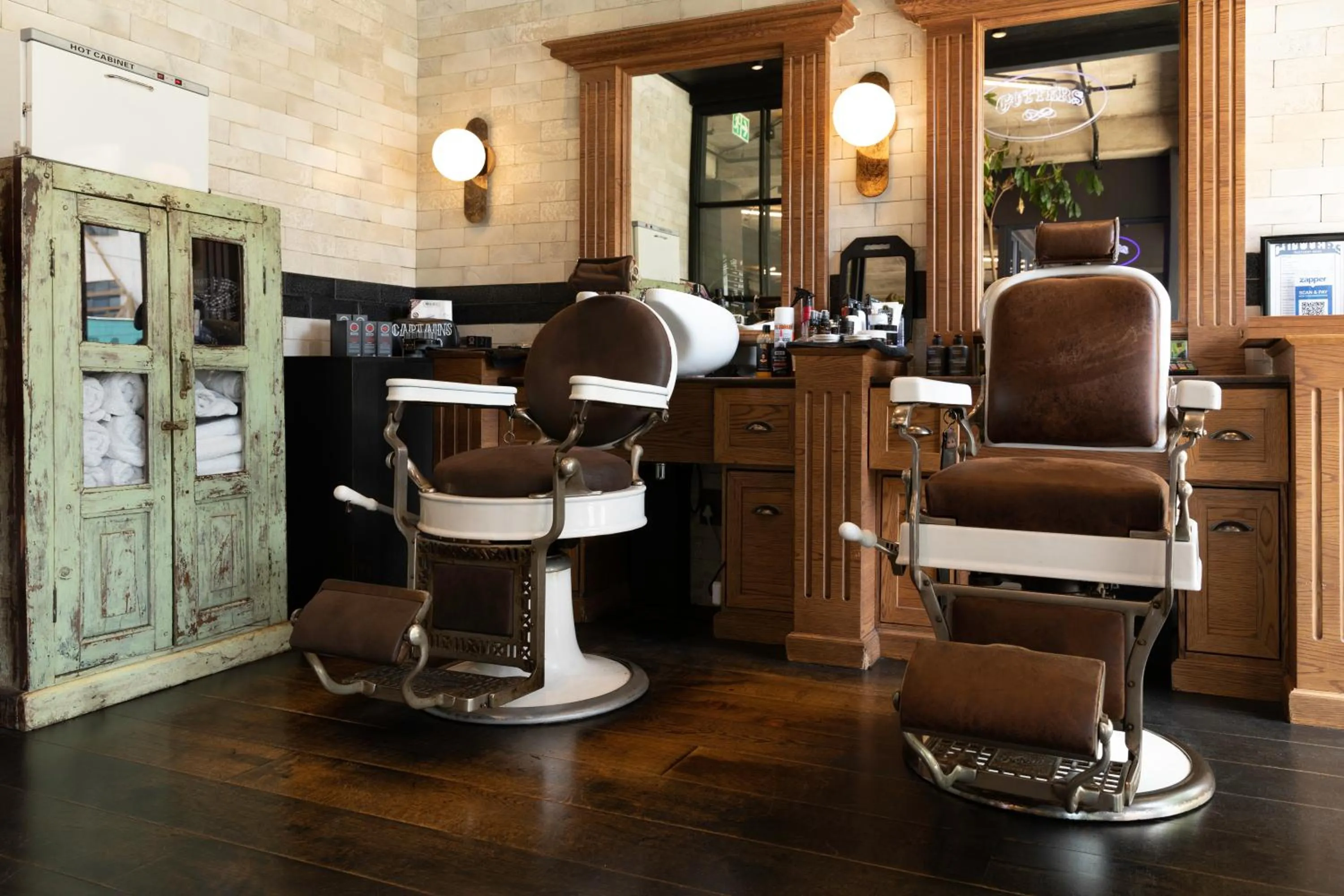 hair dryier in Hallmark House