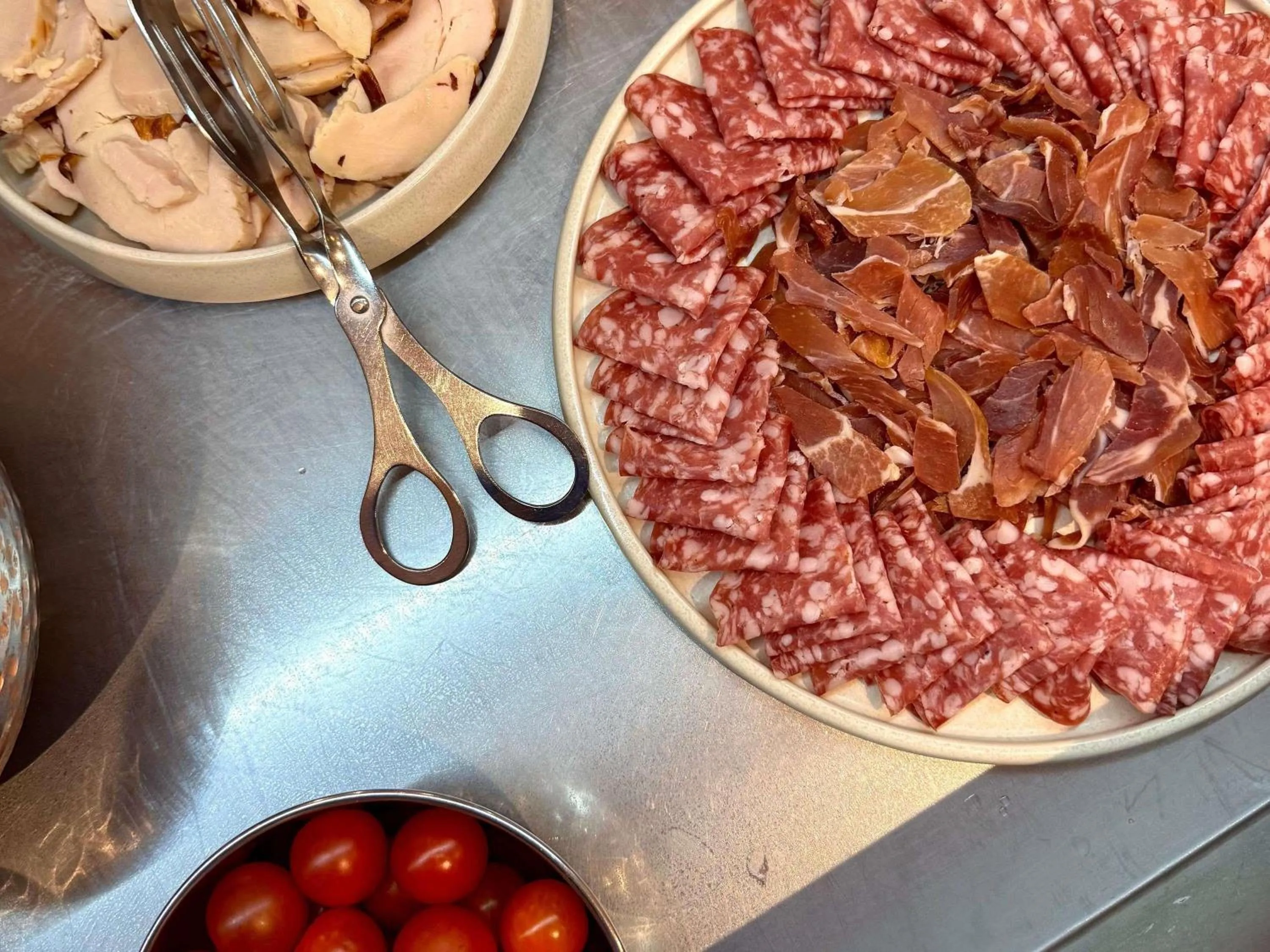 Breakfast in Mercure Paris Arc de Triomphe Wagram