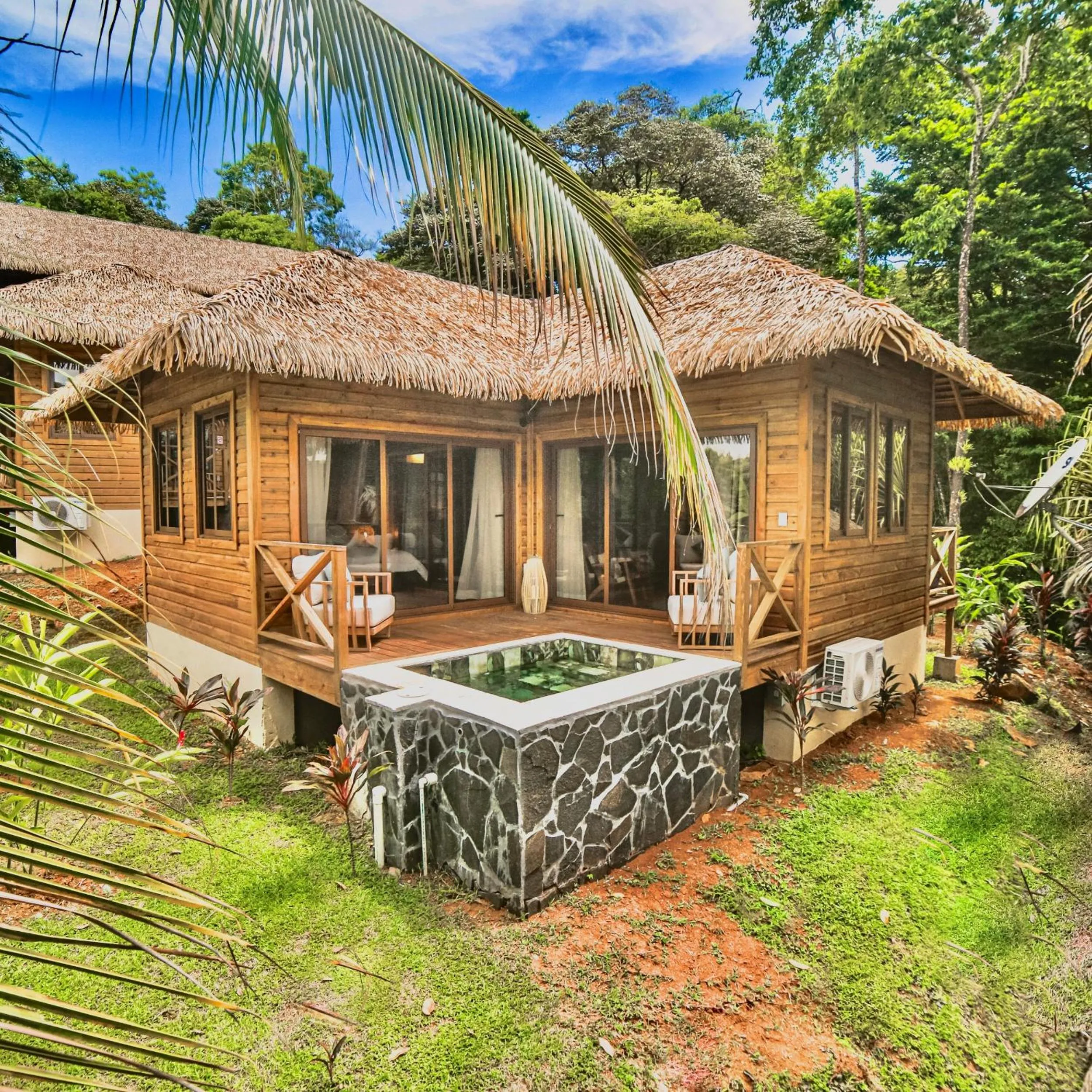 Red Frog Beach Island Resort