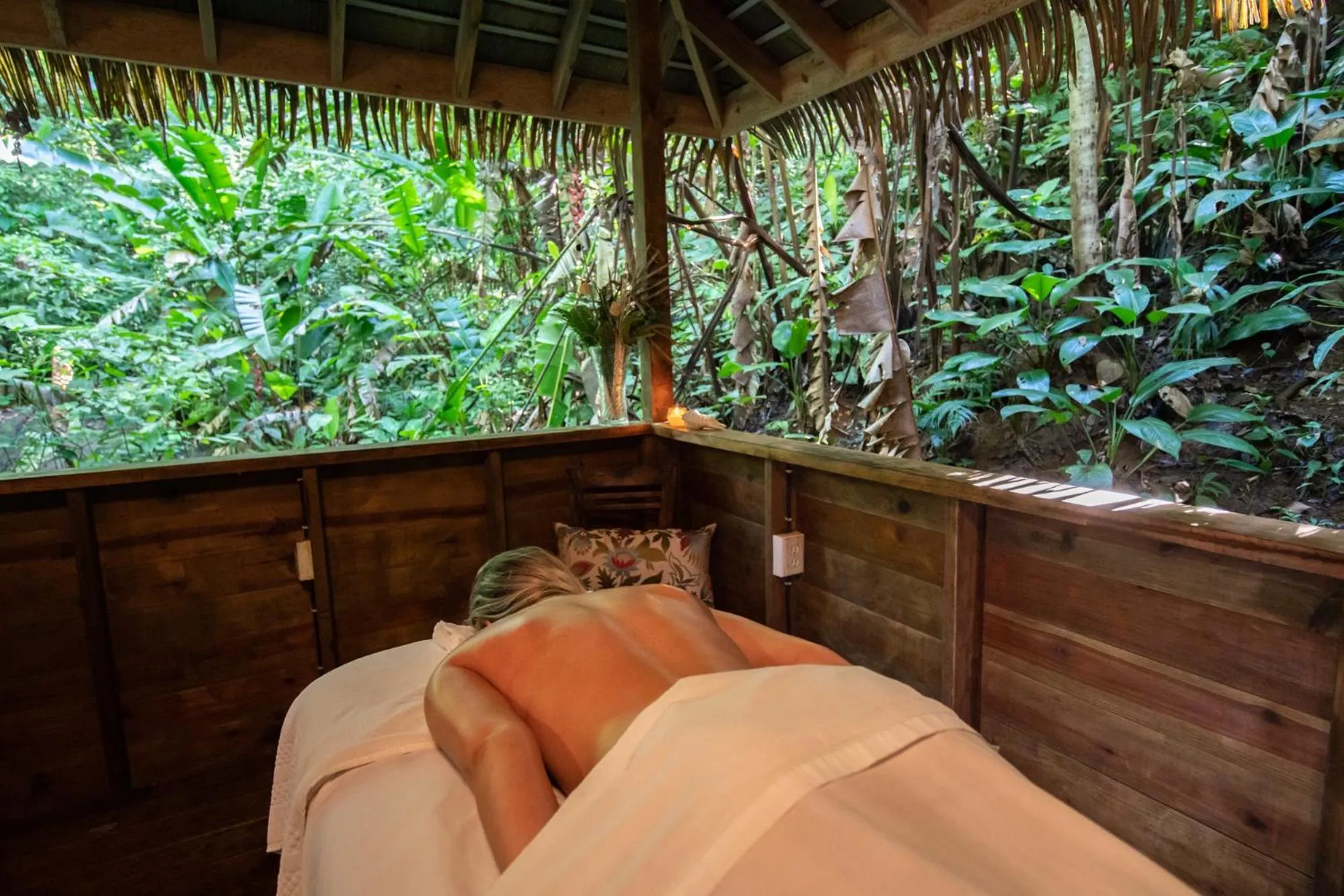 Spa and wellness centre/facilities in Red Frog Beach Island Resort