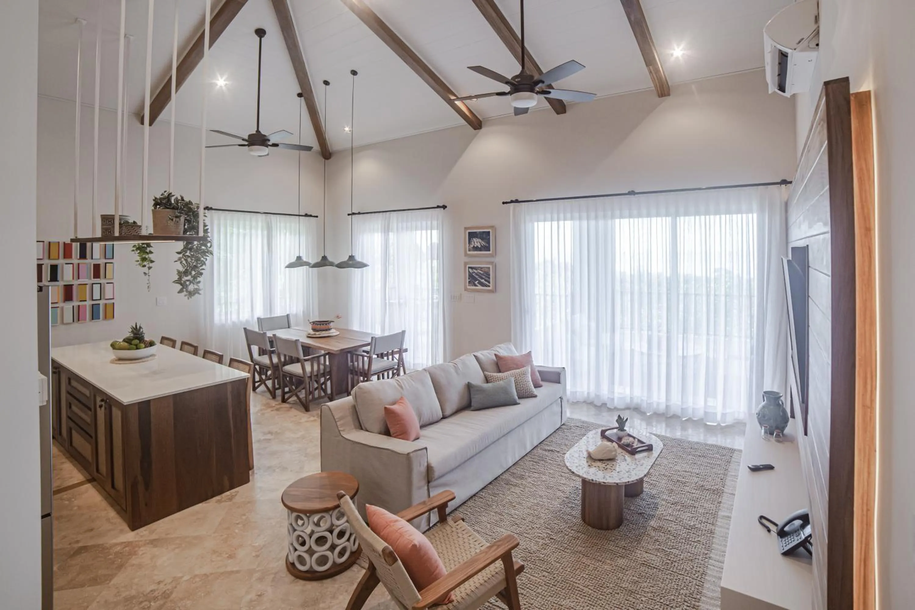 Red Frog Beach Island Resort