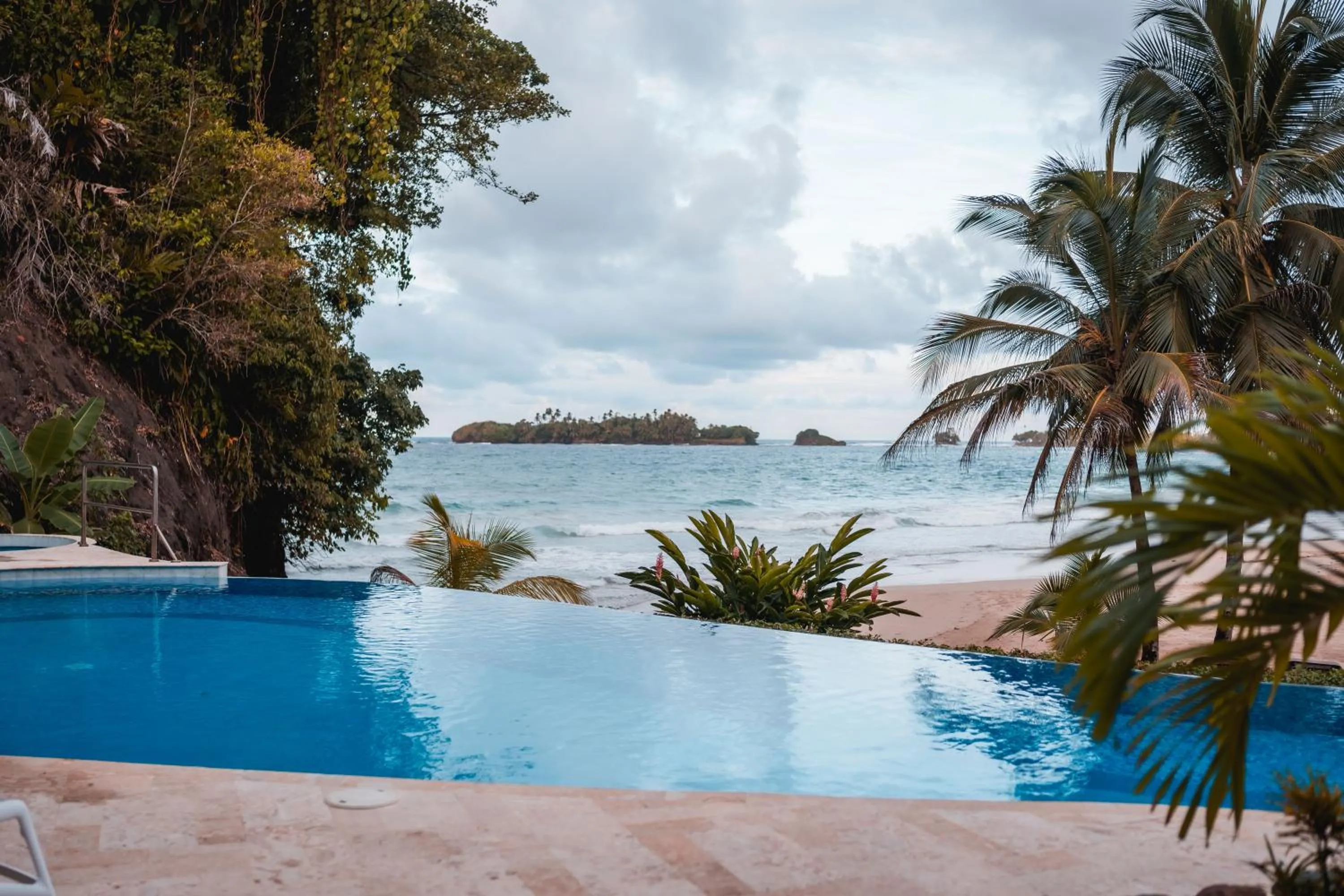Pool view in Red Frog Beach Island Resort