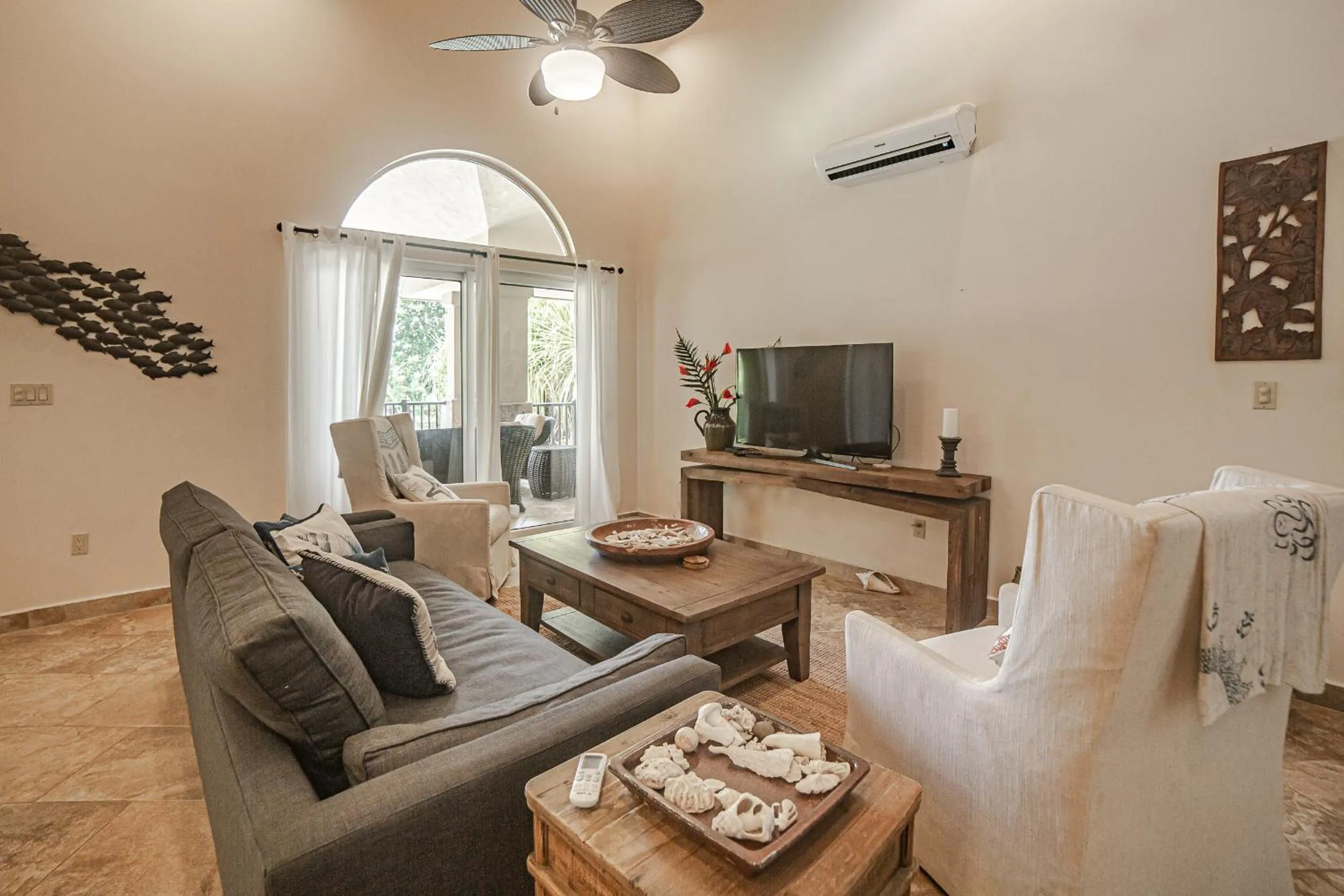 Red Frog Beach Island Resort