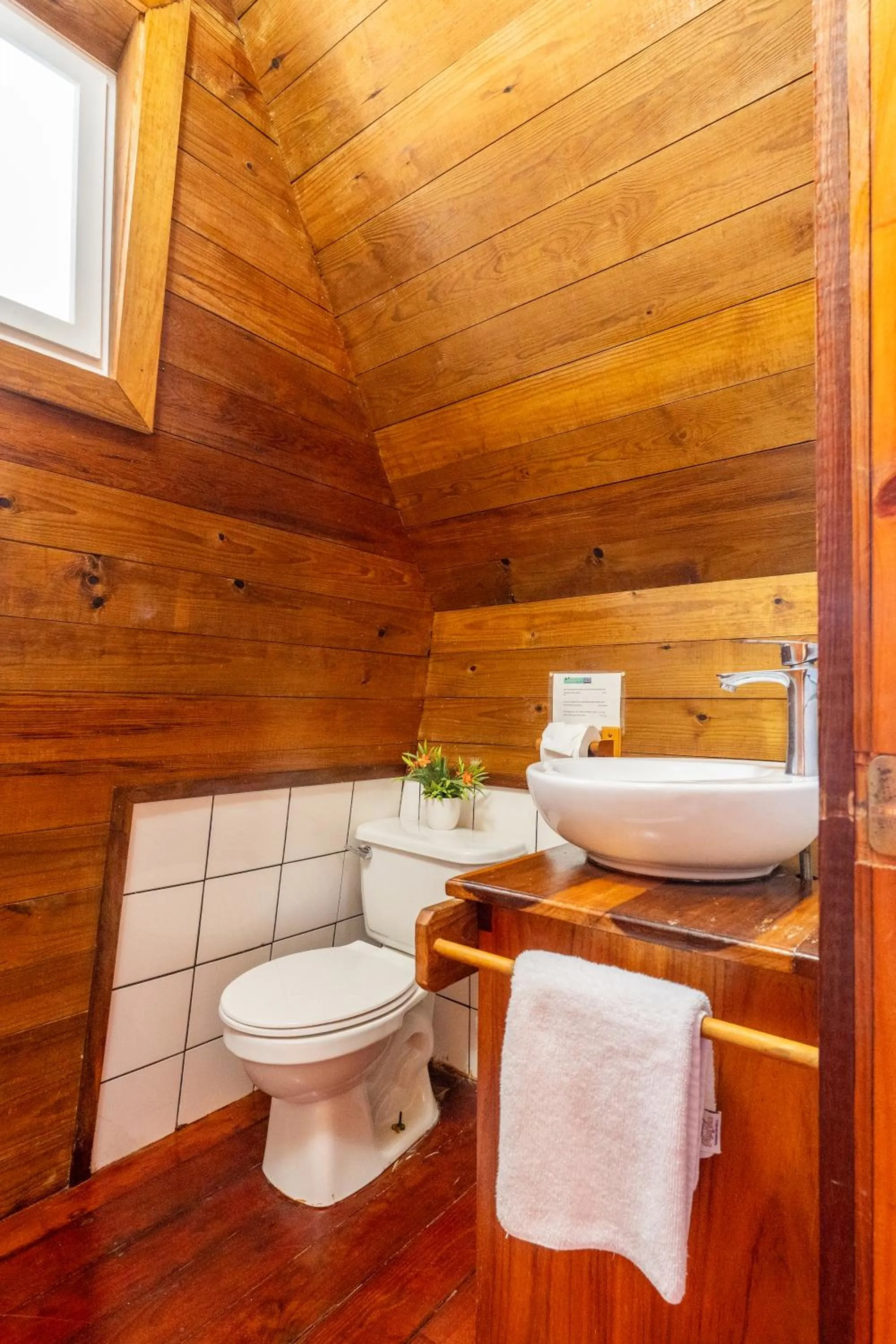 Bathroom in Faro del Colibri