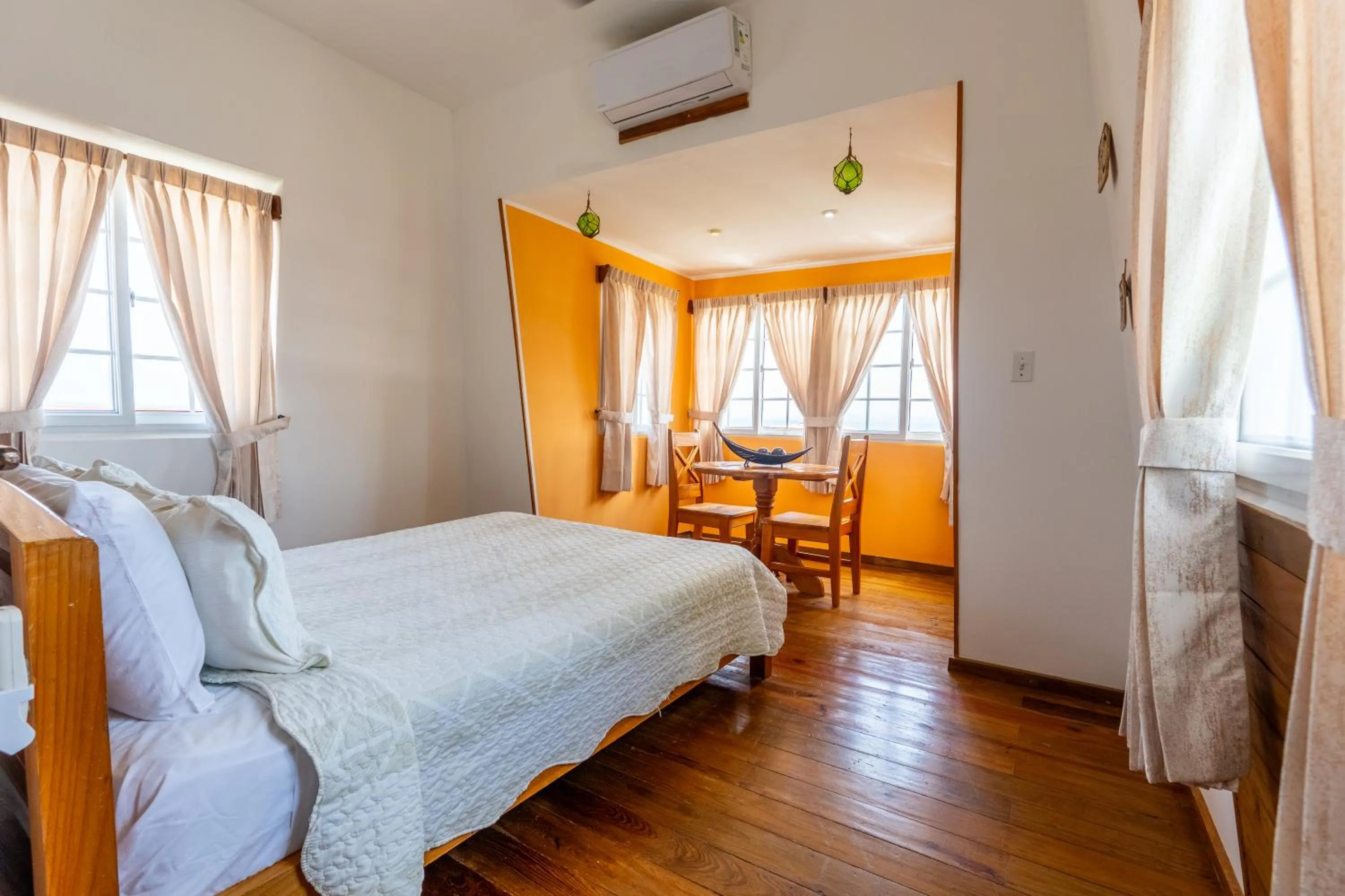 Bedroom, Bed in Faro del Colibri