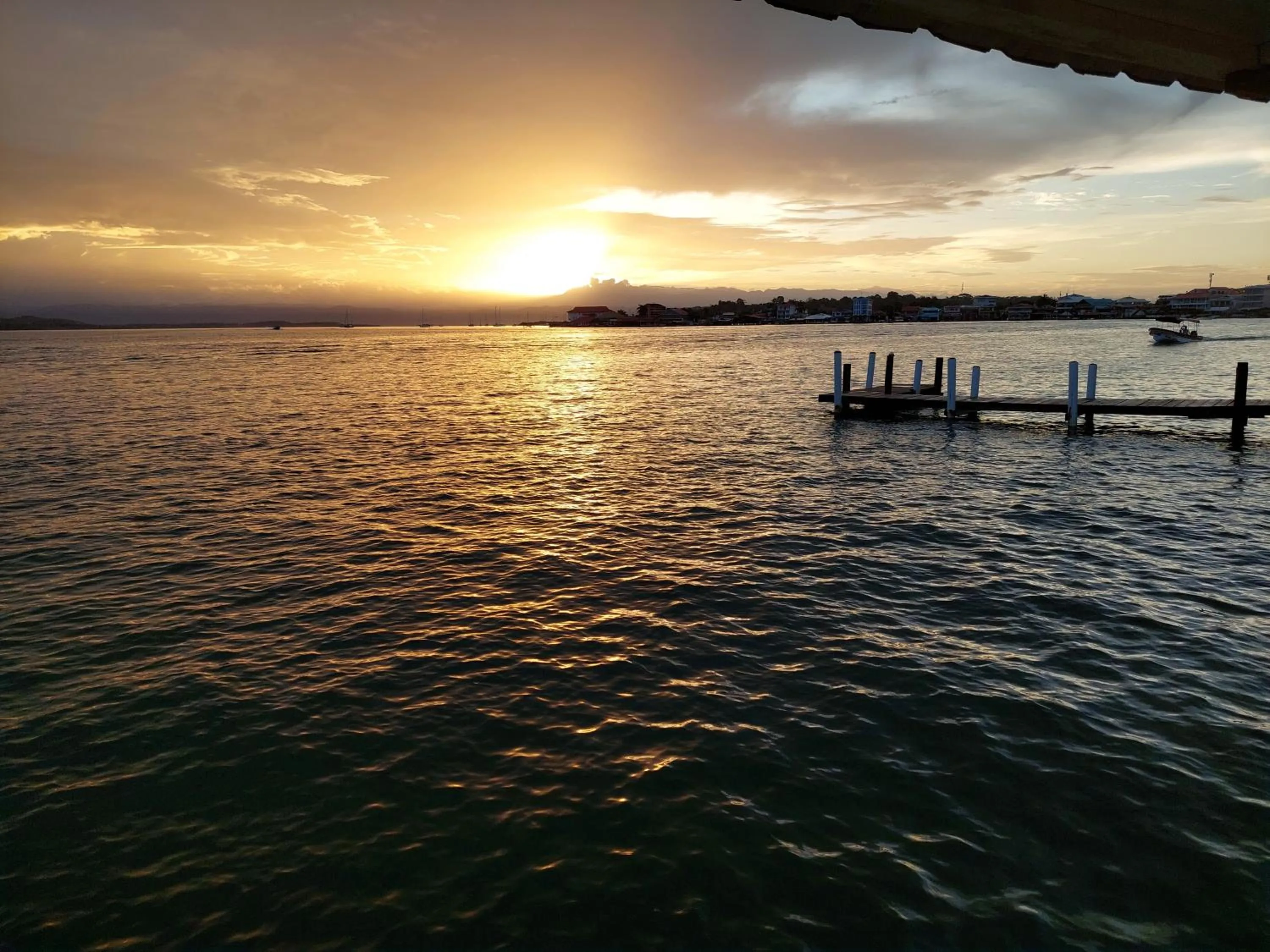 Sunset in Faro del Colibri
