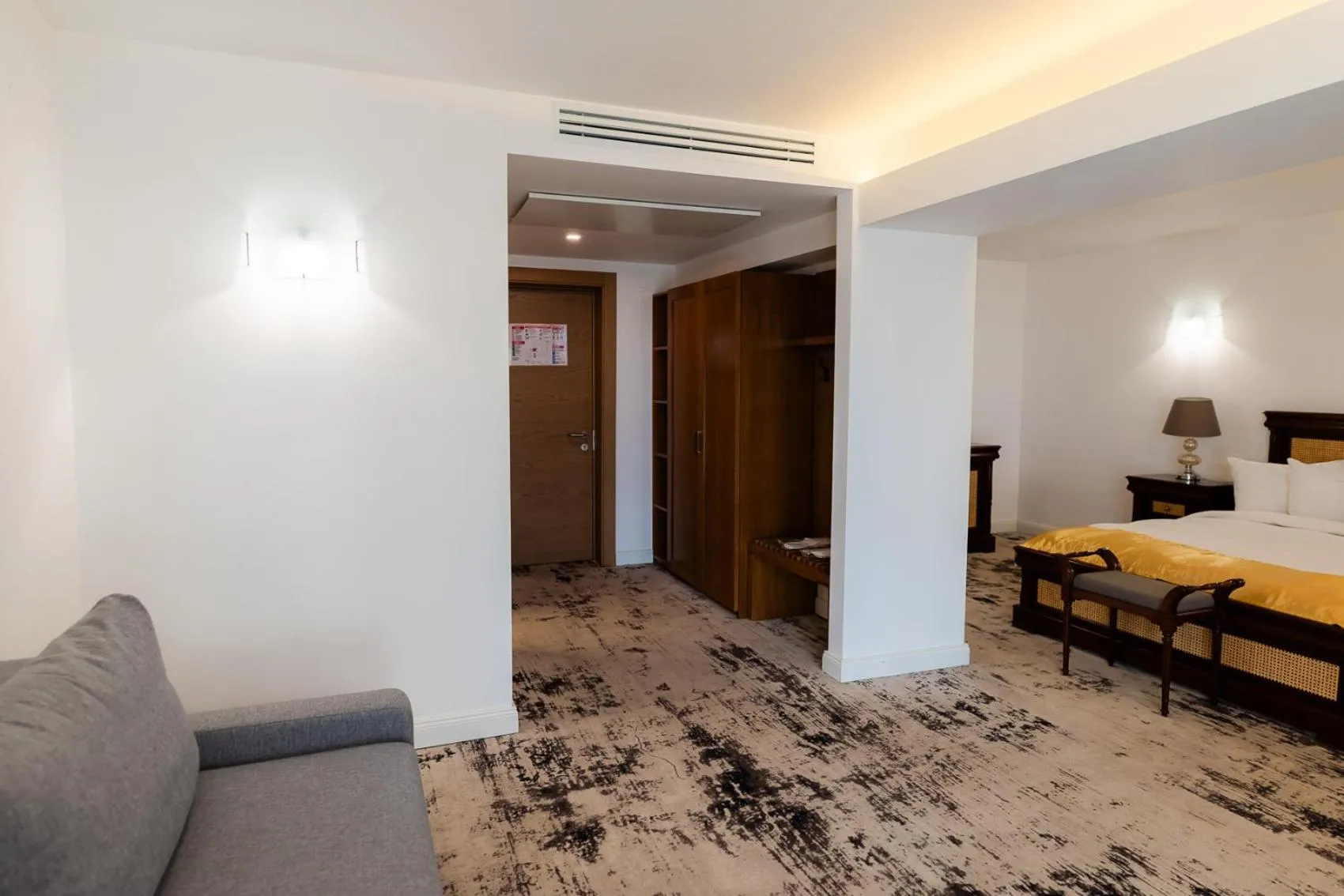 Bed in Hotel Avenue - Avenue Hotels