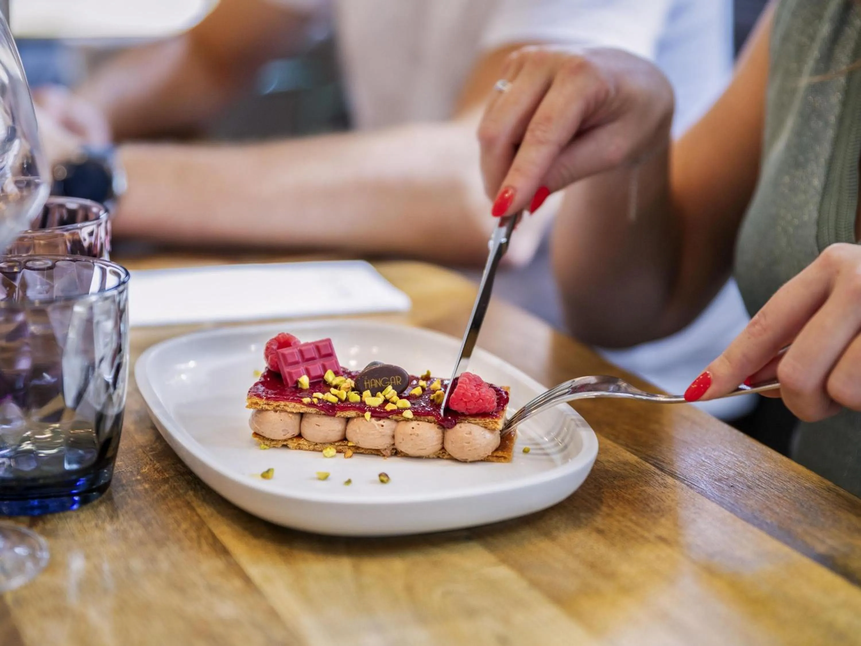 Restaurant/places to eat in Hôtel Mercure Lyon Centre Lumière