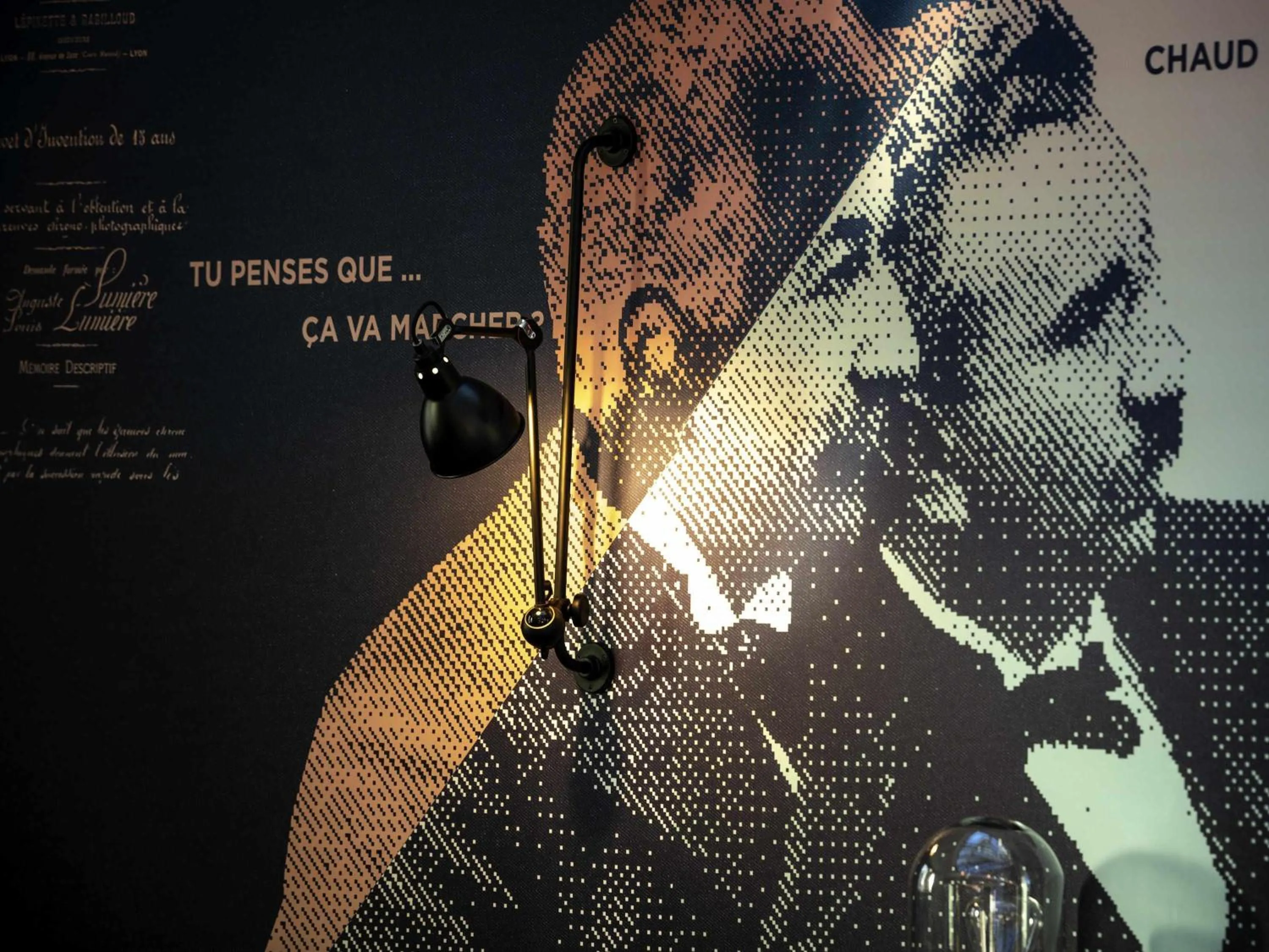 Restaurant/places to eat in Hôtel Mercure Lyon Centre Lumière